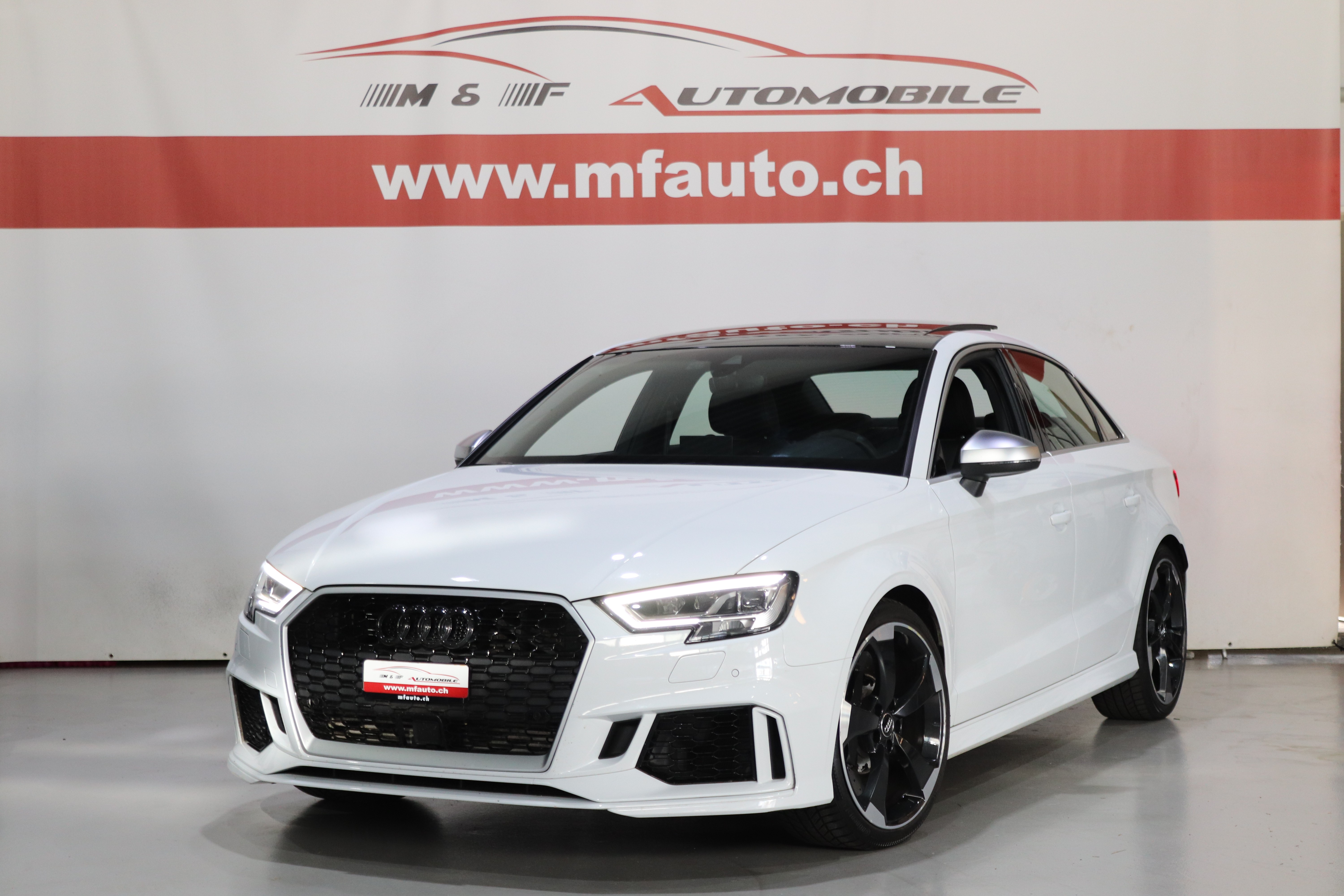 AUDI RS3 Limousine 2.5 T FSI quattro S-Tronic