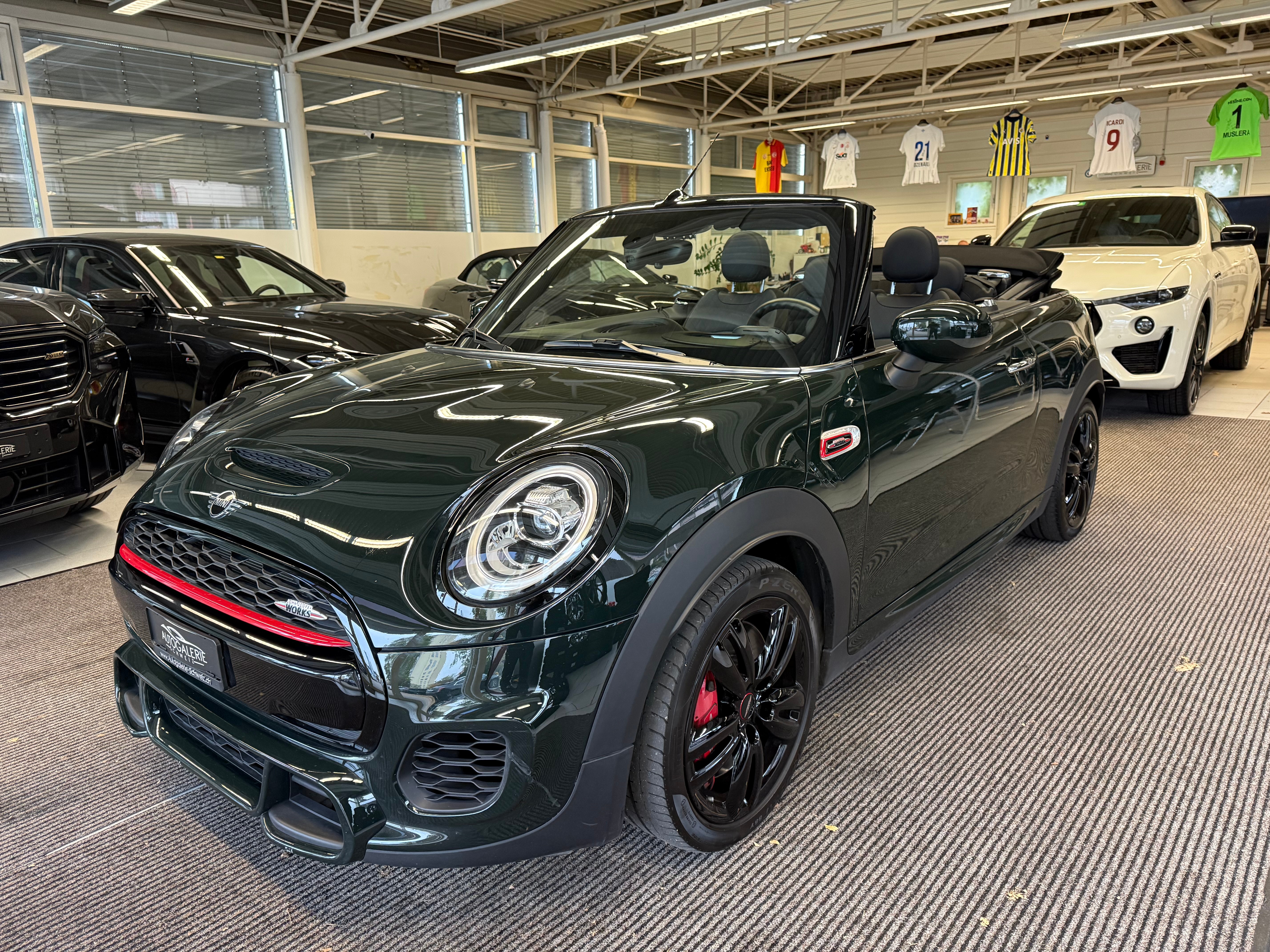 MINI Mini Cooper John Mini Cooper Works Cabriolet | CH Fahrzeug | Erstbesitz | REBELGREEN | TOP Ausstattung |