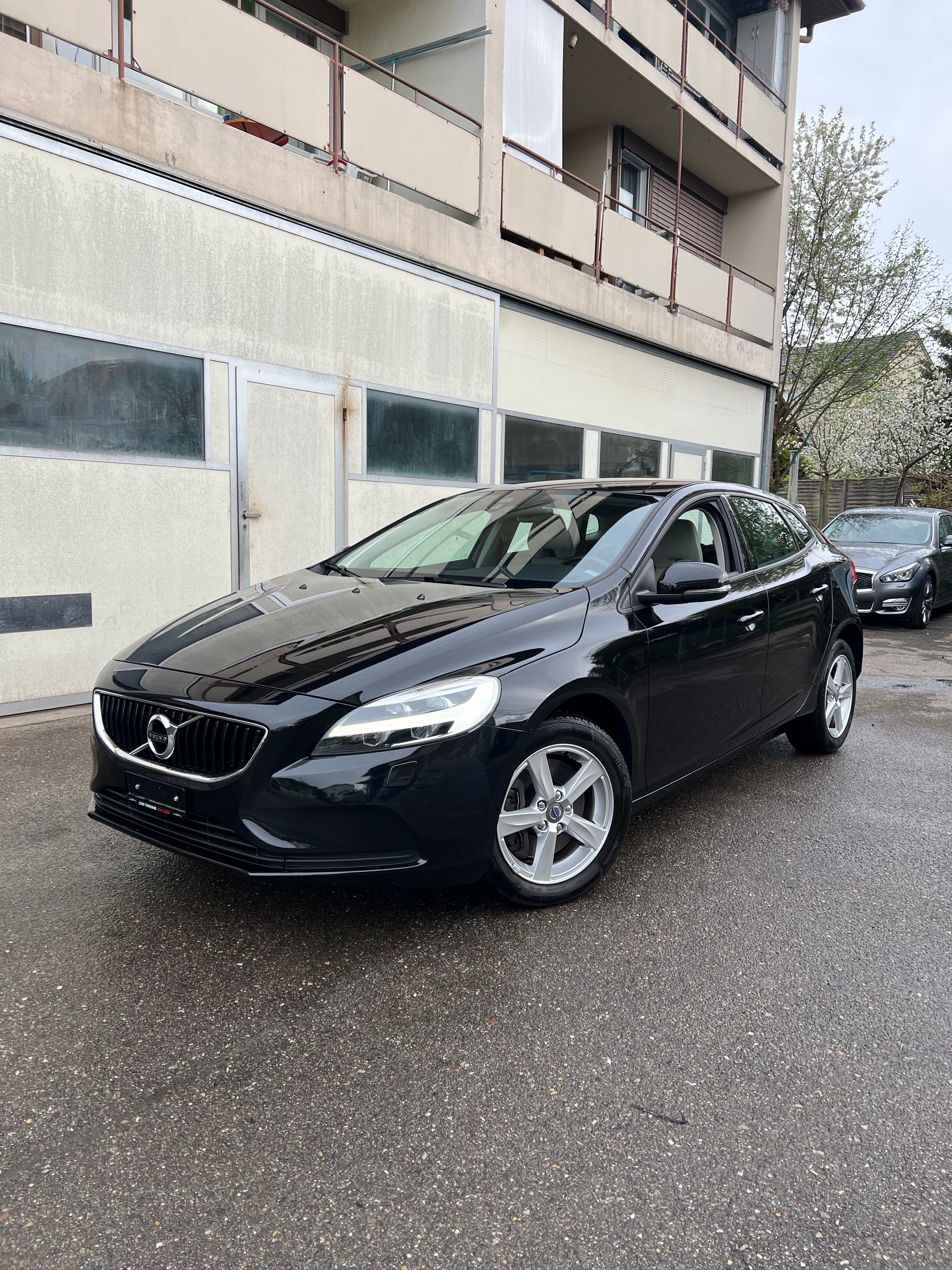 VOLVO V40 D3 Momentum Geartronic