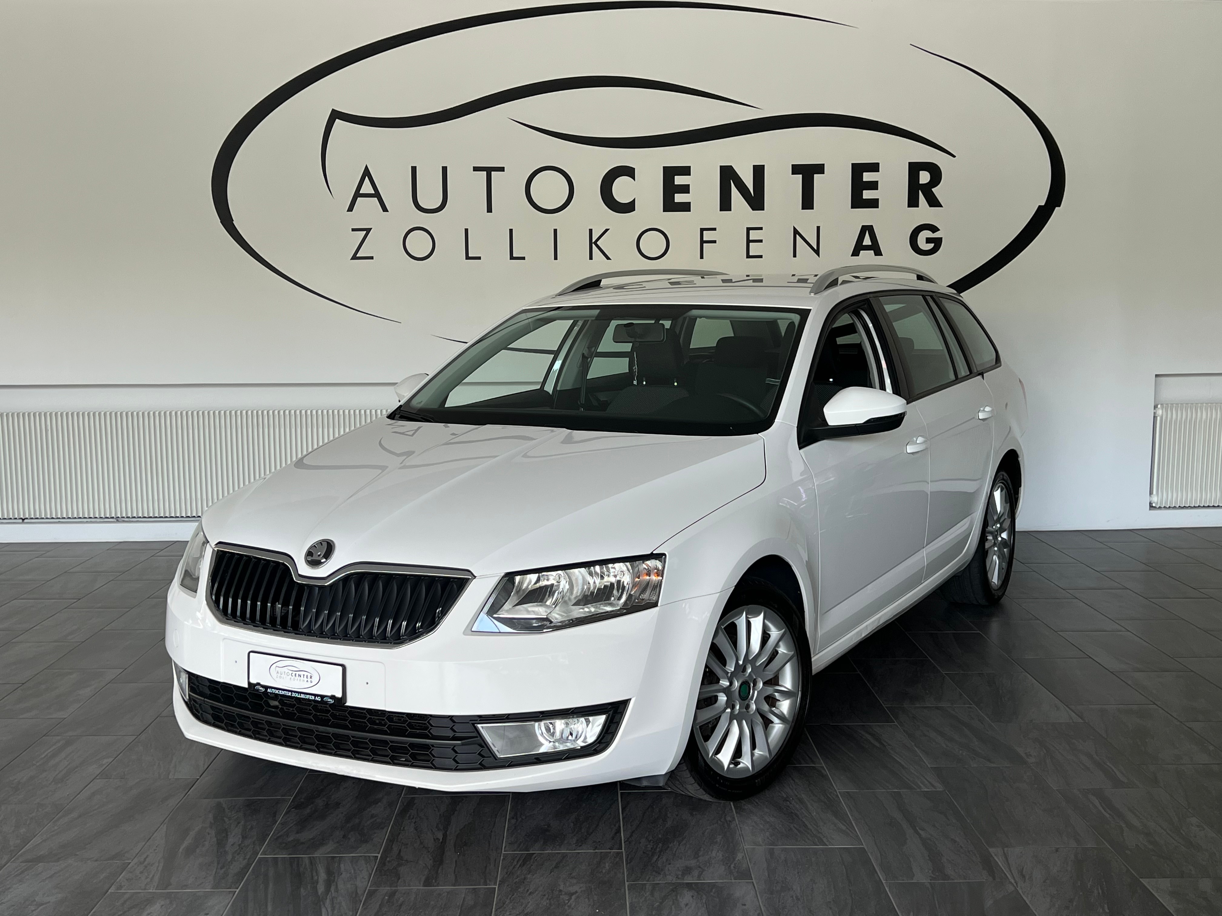 SKODA Octavia Combi 1.6 TDI Elegance 4x4