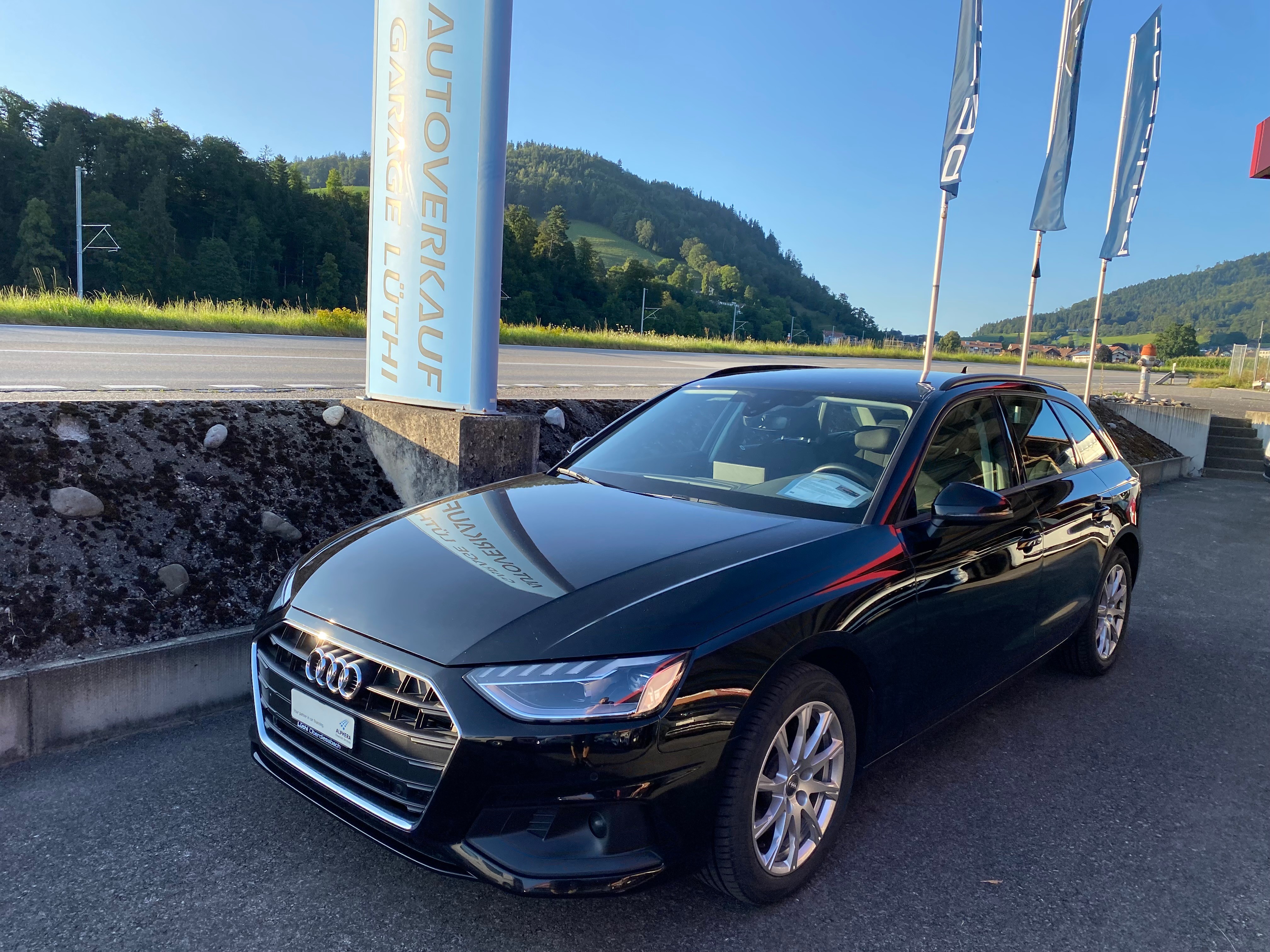 AUDI A4 Avant 35 TDI S-tronic