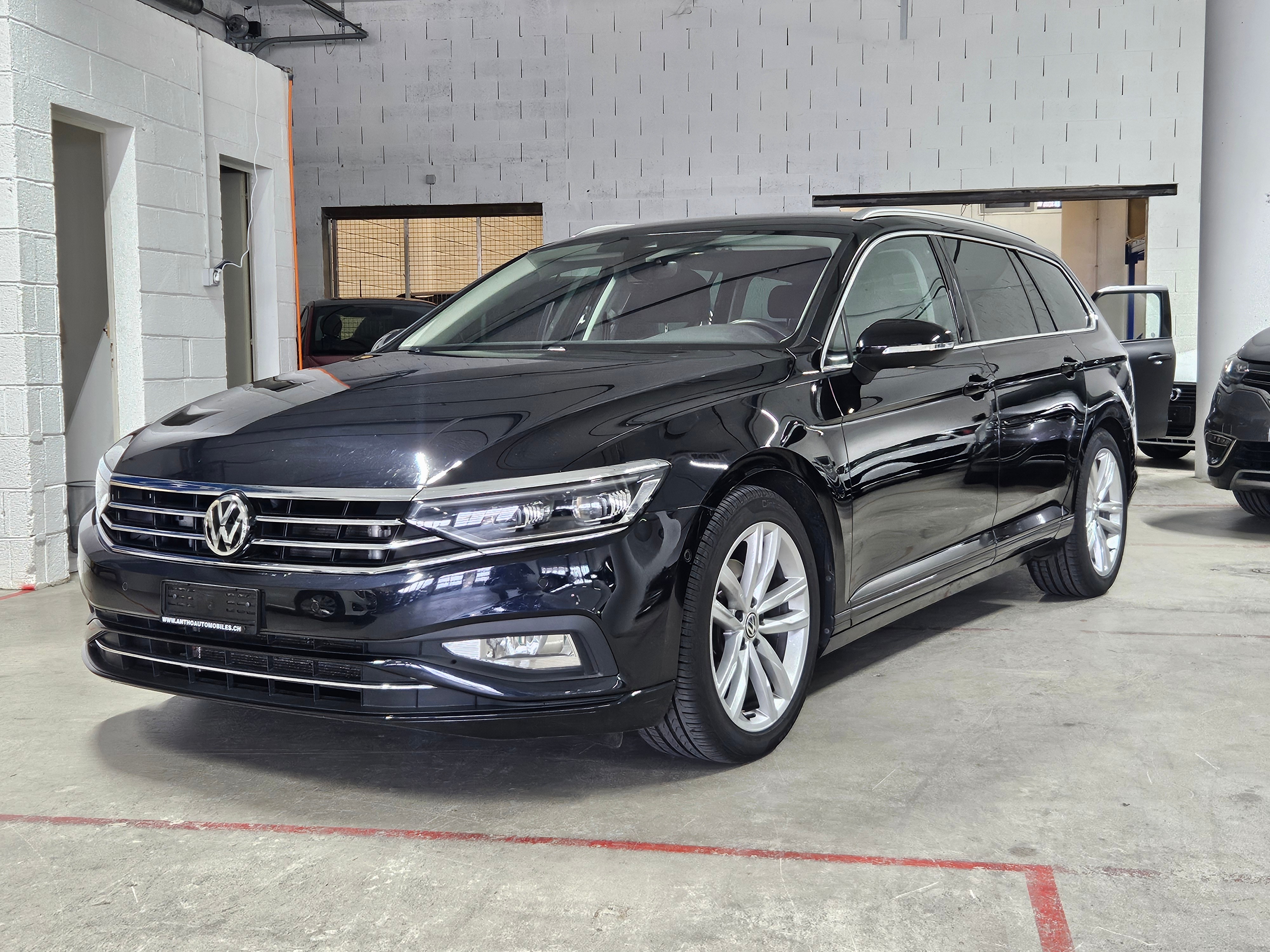 VW Passat Variant 2.0 TSI Business DSG