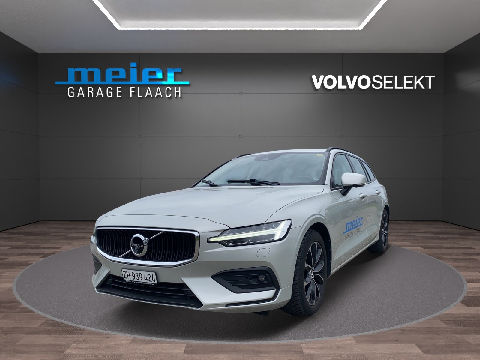 VOLVO V60 D4 Momentum Geartronic