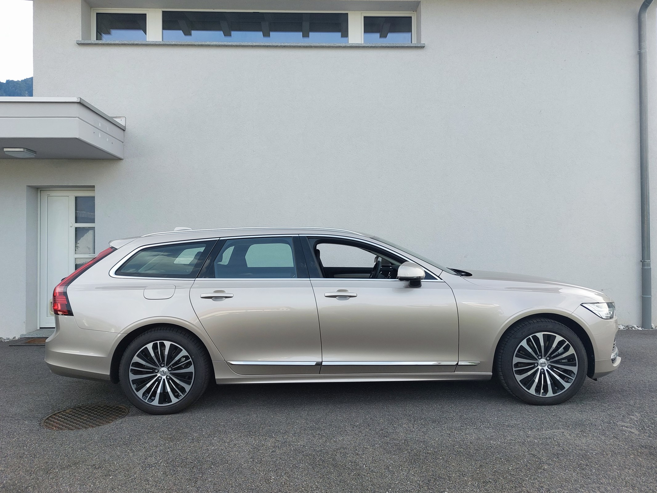 VOLVO V90 T6 eAWD Plug in Hybrid Core Geartronic