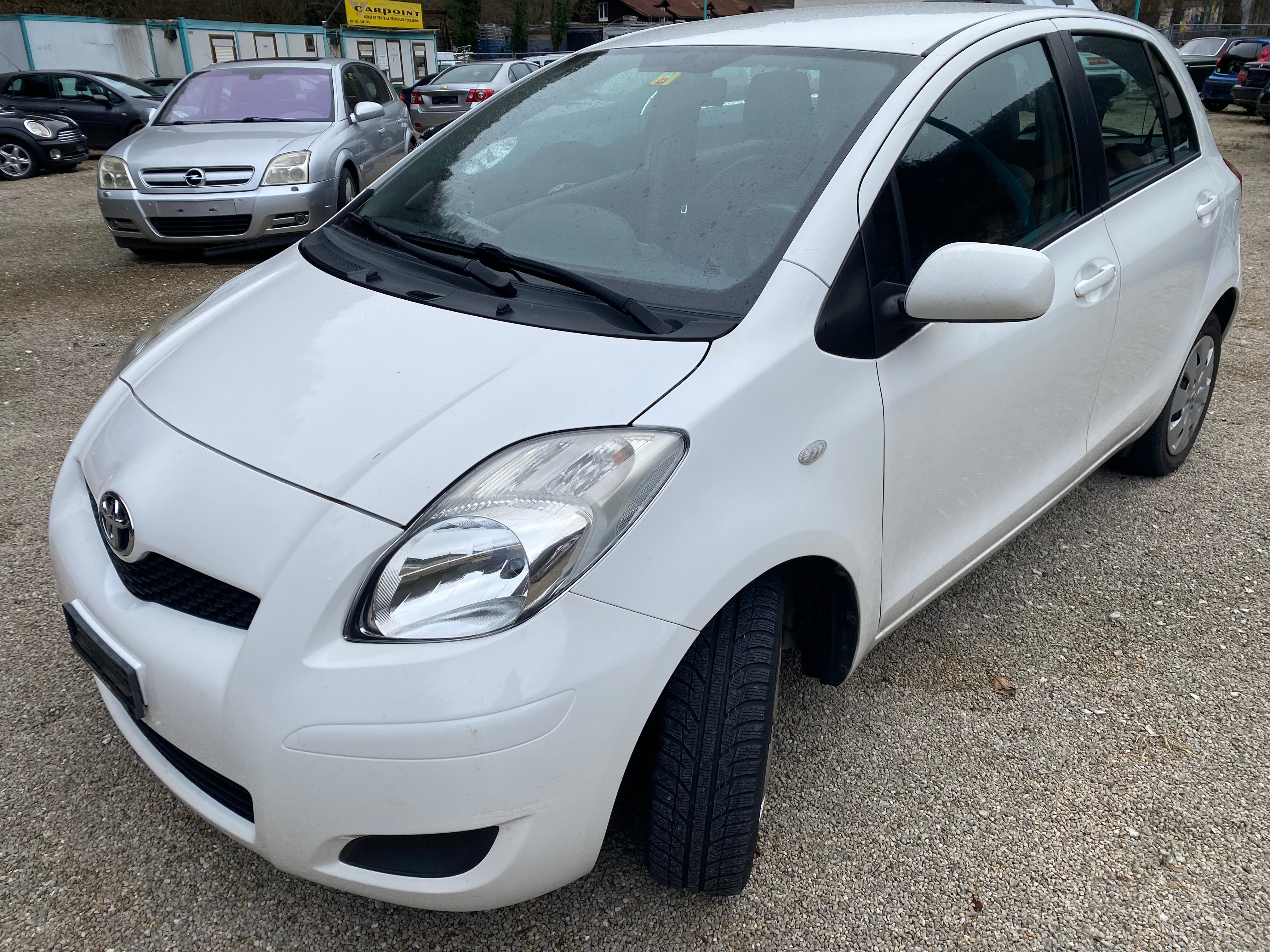 TOYOTA Yaris 1.33 Linea Luna