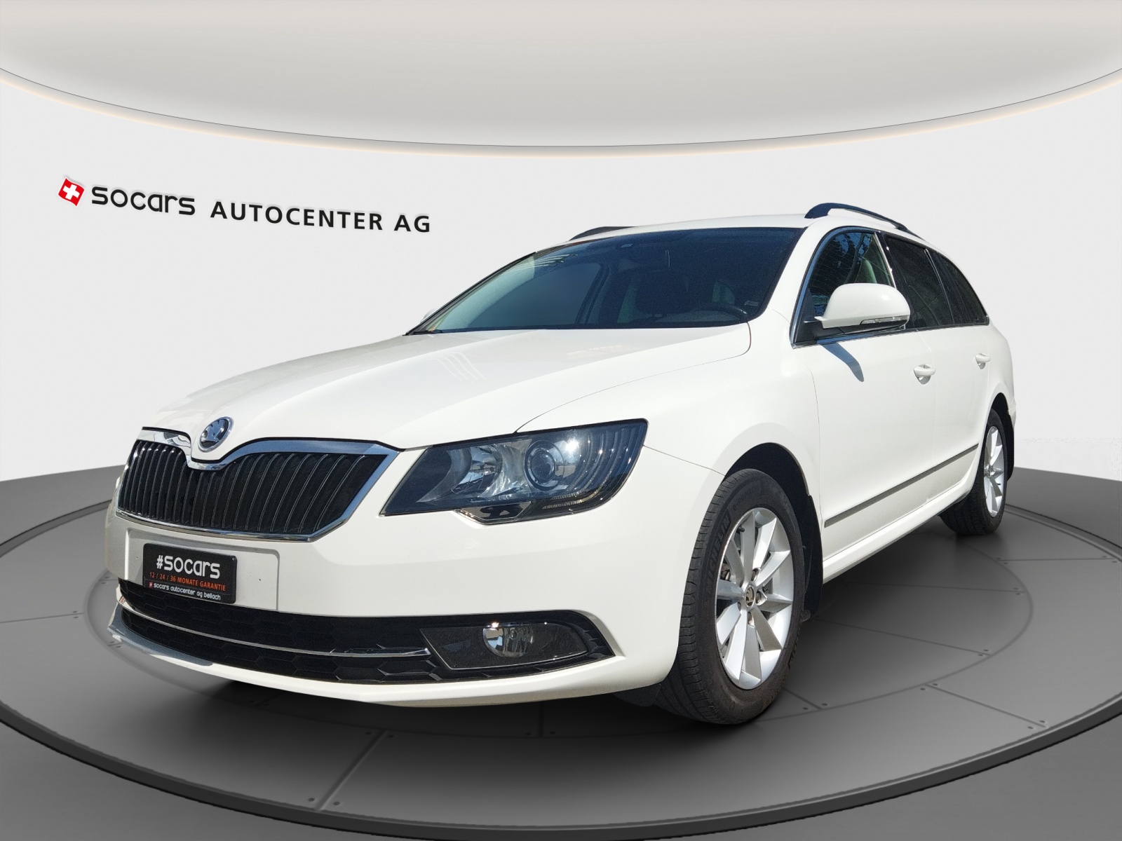 SKODA Superb Combi 1.8 TSI Ambition 4x4 // 8-fach Aluminiumbereift