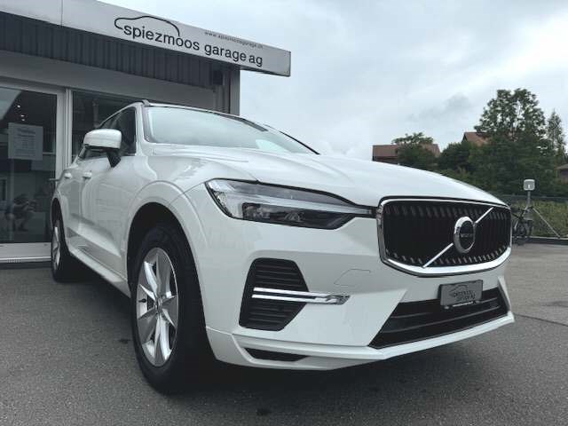 VOLVO XC60 2.0 B4 MH Momentum AWD