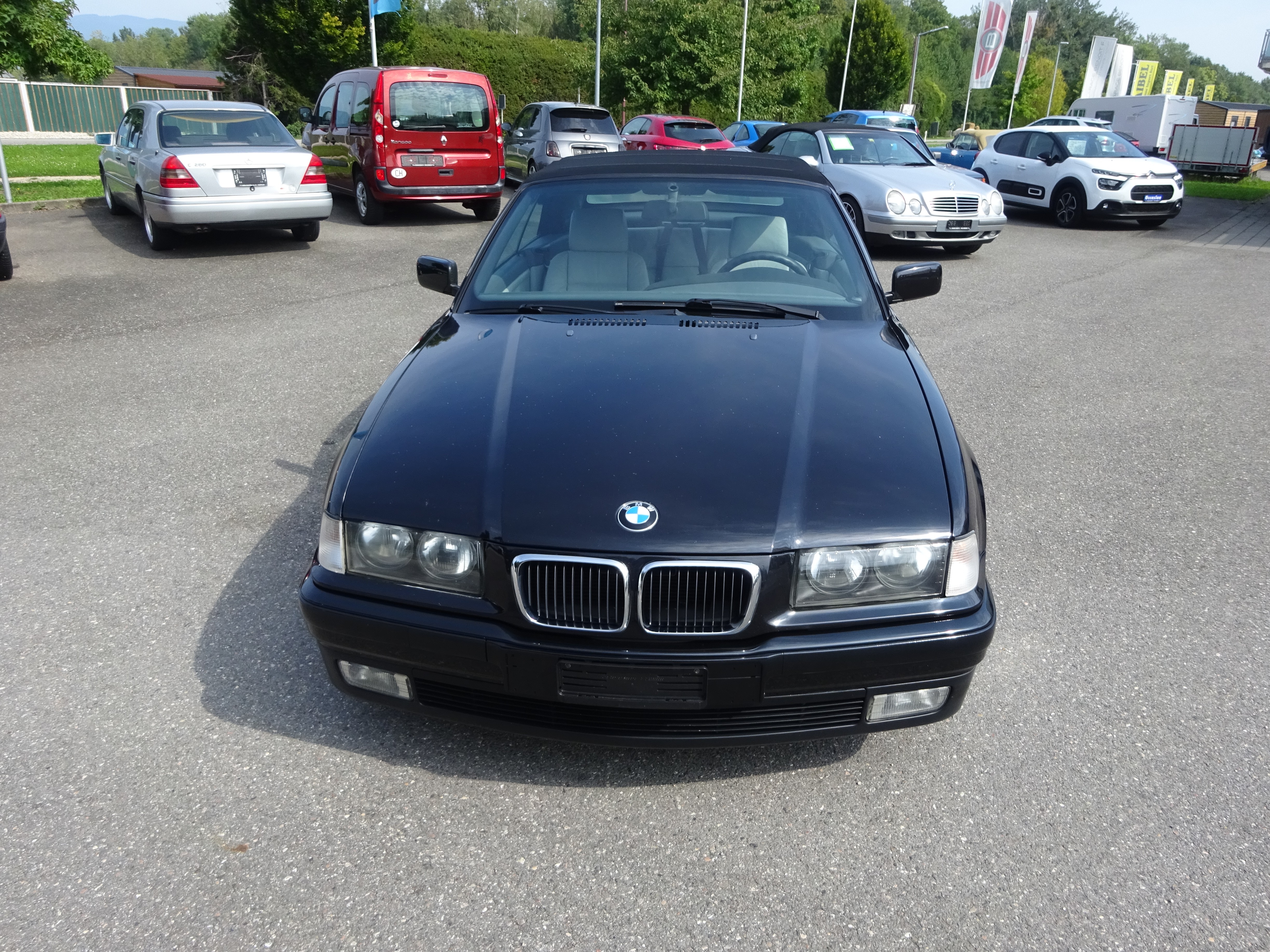 BMW 320i Cabrio