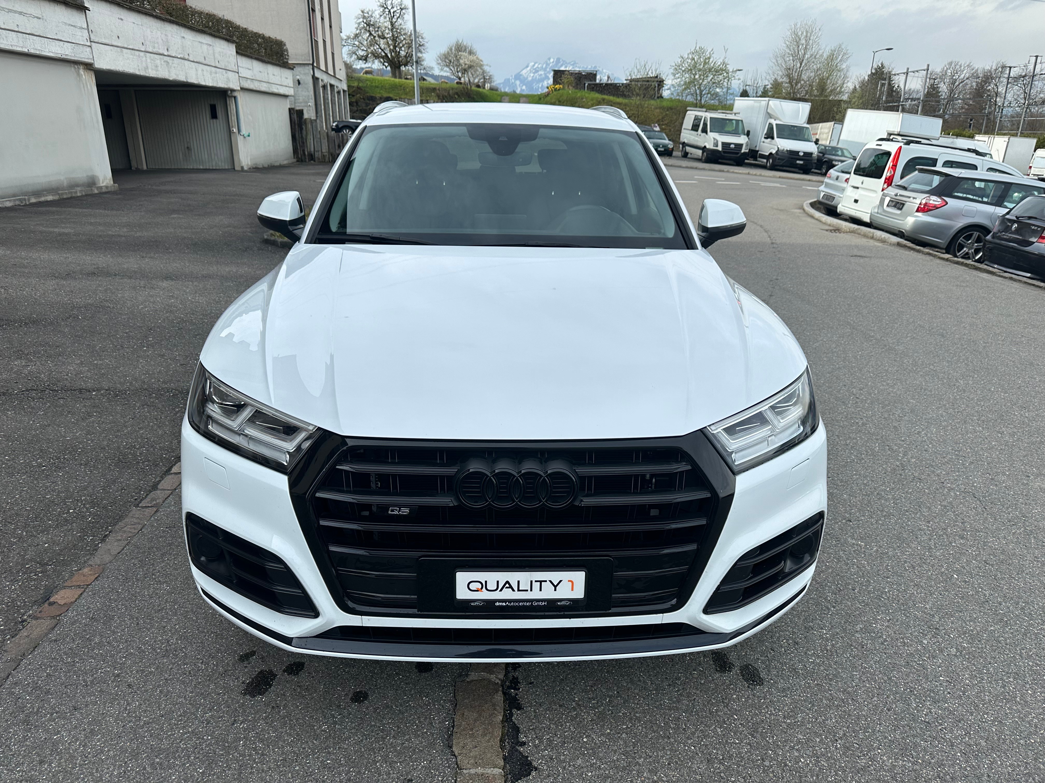 AUDI Q5 2.0 TDI quattro S-tronic