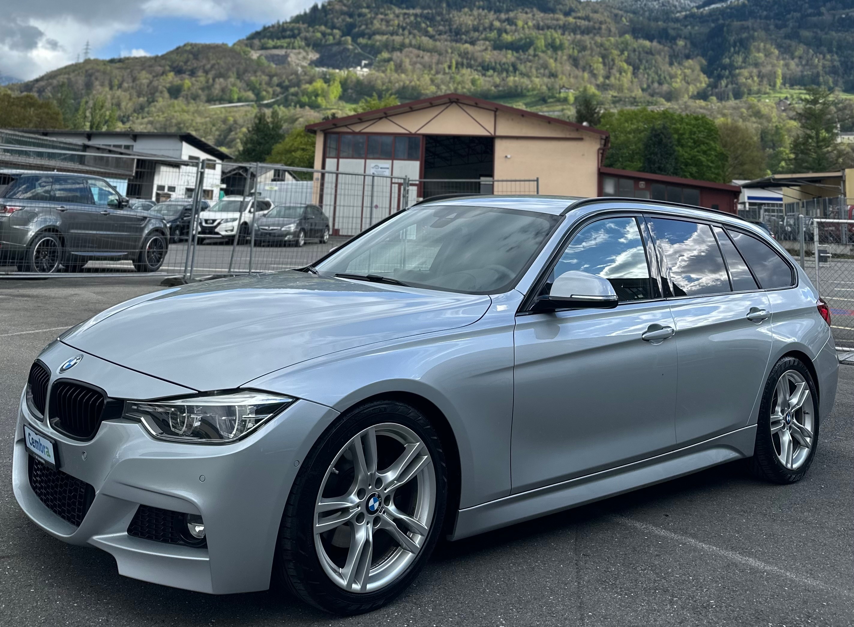 BMW 320d xDrive Touring M Sport Line Steptronic