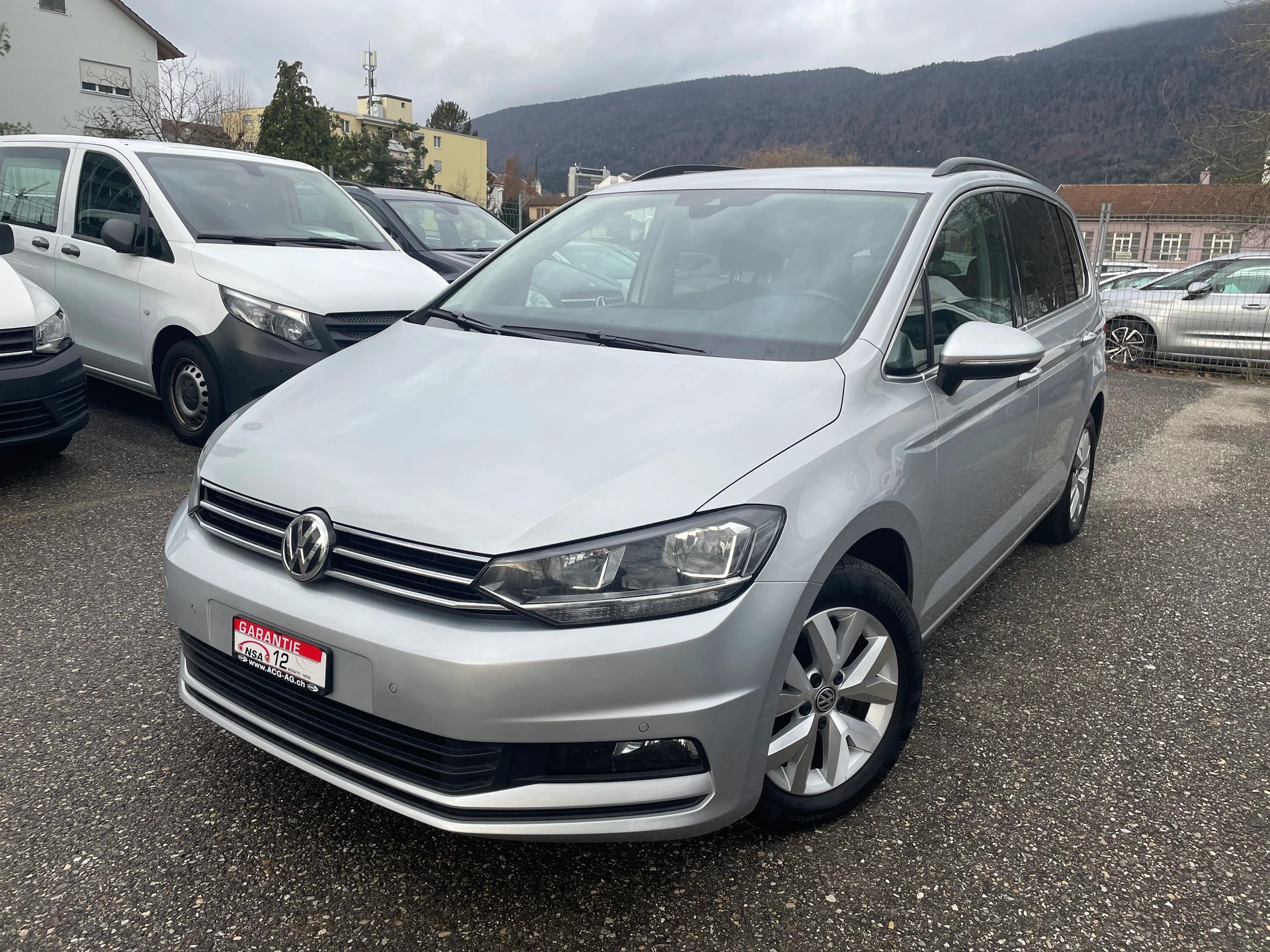 VW Touran 1.5 TSI EVO Comfortline DSG ** Gr. Navi ** Klima-auto ** Tempomat ** PDC V&H-Rückfahrkamera * Frisch Ab MFK