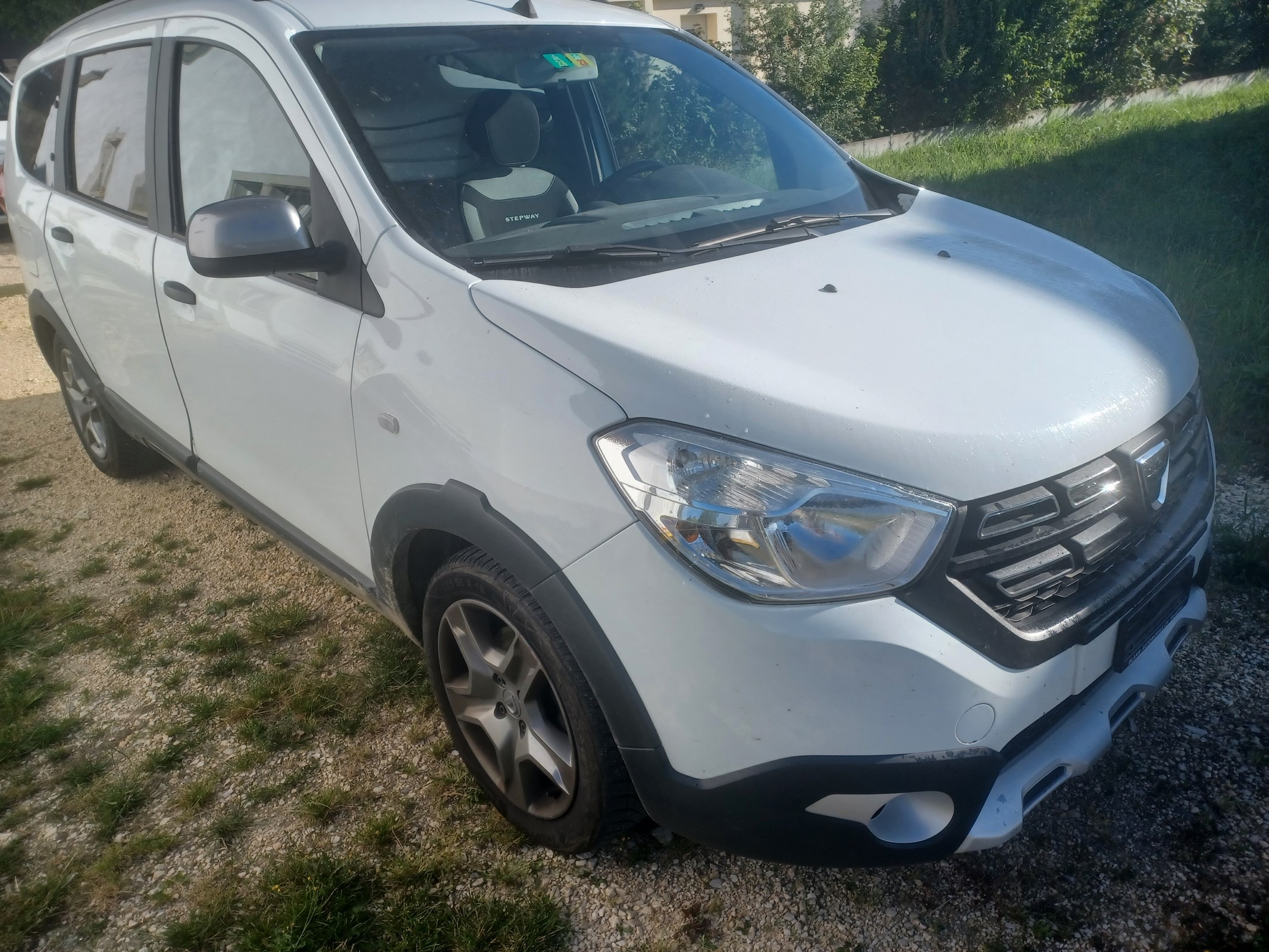 DACIA Lodgy 1.2 T Stepway 7PL