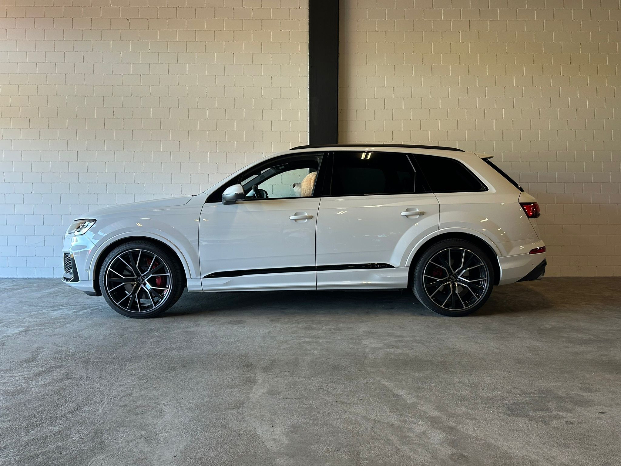 AUDI SQ7 TFSI quattro tiptronic ABT 650 PS / 850 NM