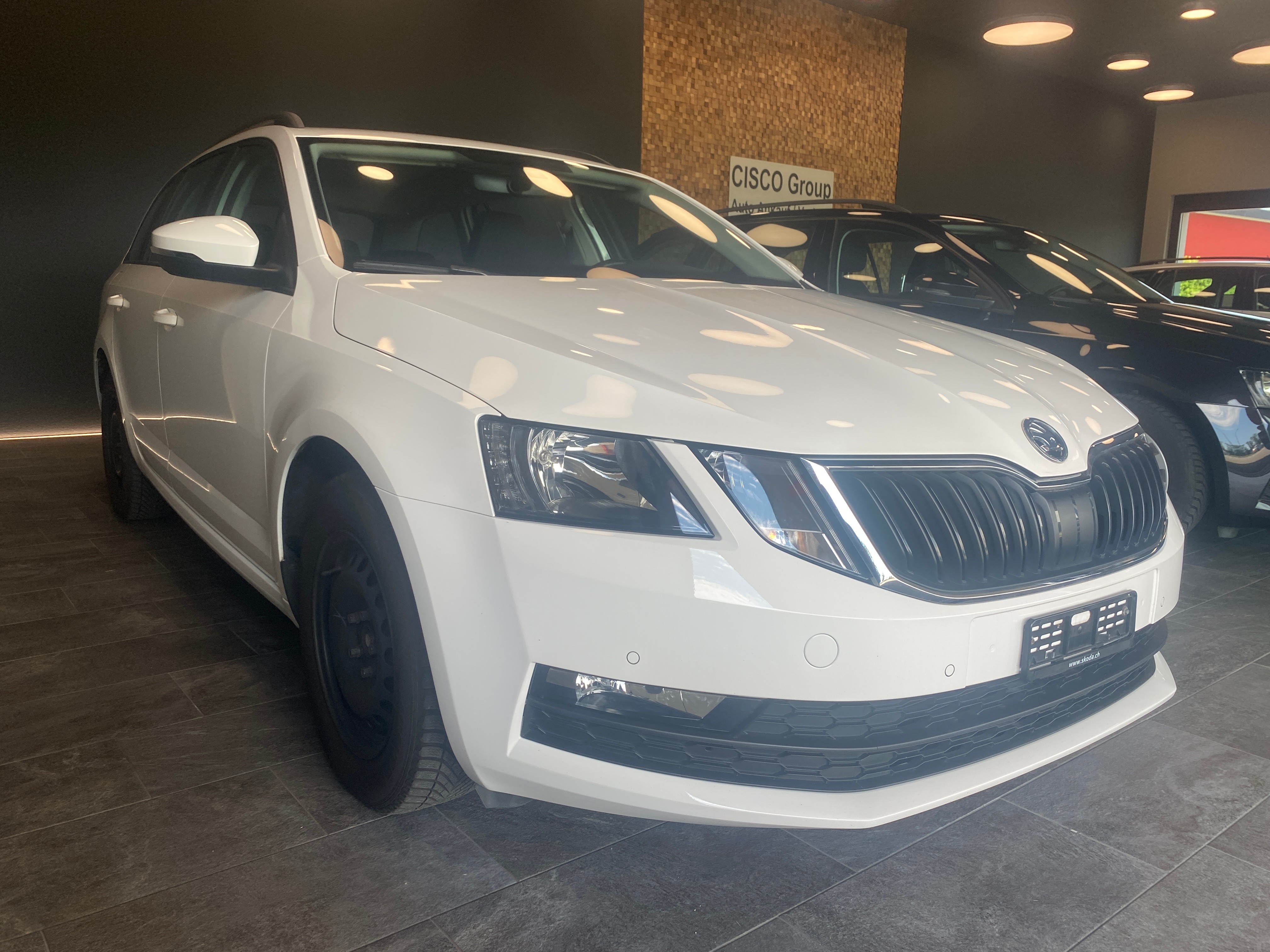 SKODA Octavia Combi 1.6 TDI Ambition DSG