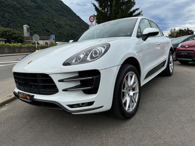 PORSCHE Macan Turbo PDK