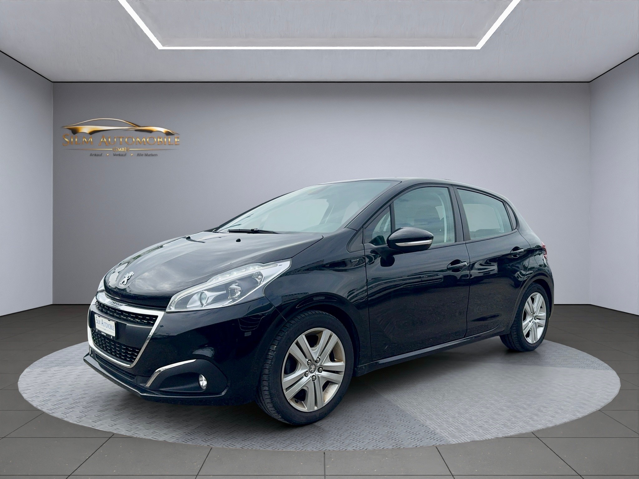 PEUGEOT 208 1.2 PureTech Signature