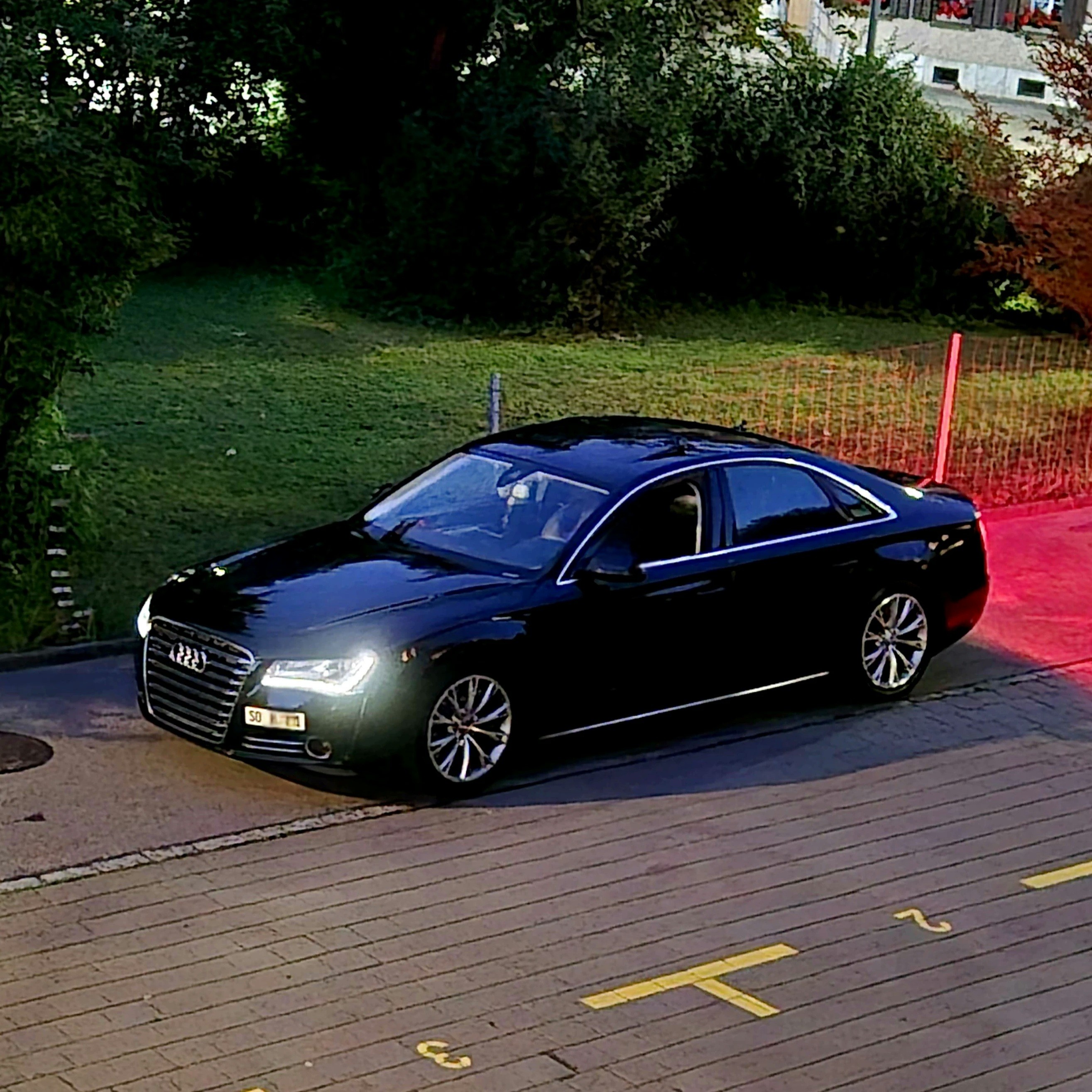 AUDI A8 4.2 FSI quattro tiptronic