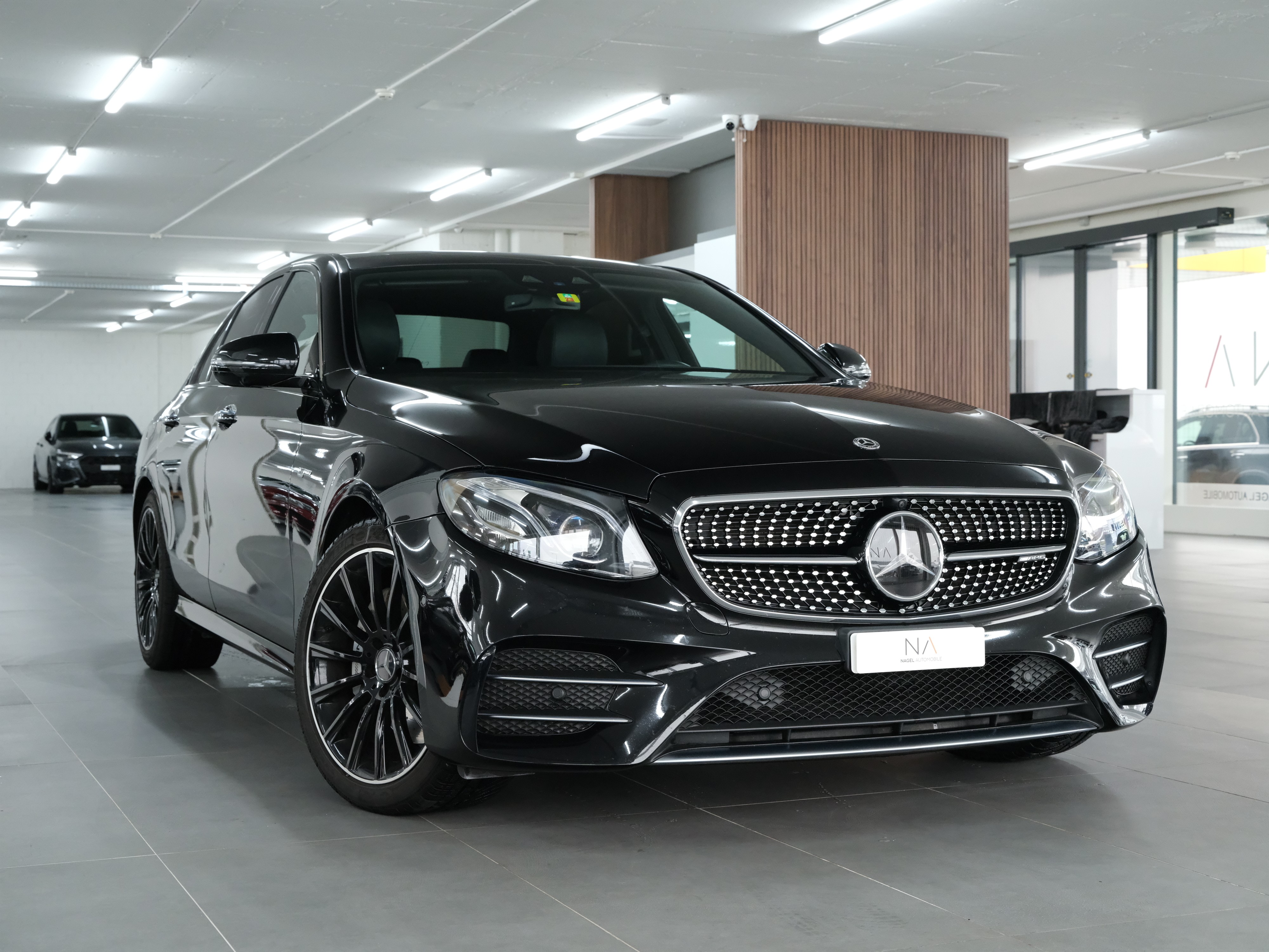 MERCEDES-BENZ E 43 AMG 4Matic 9G-Tronic