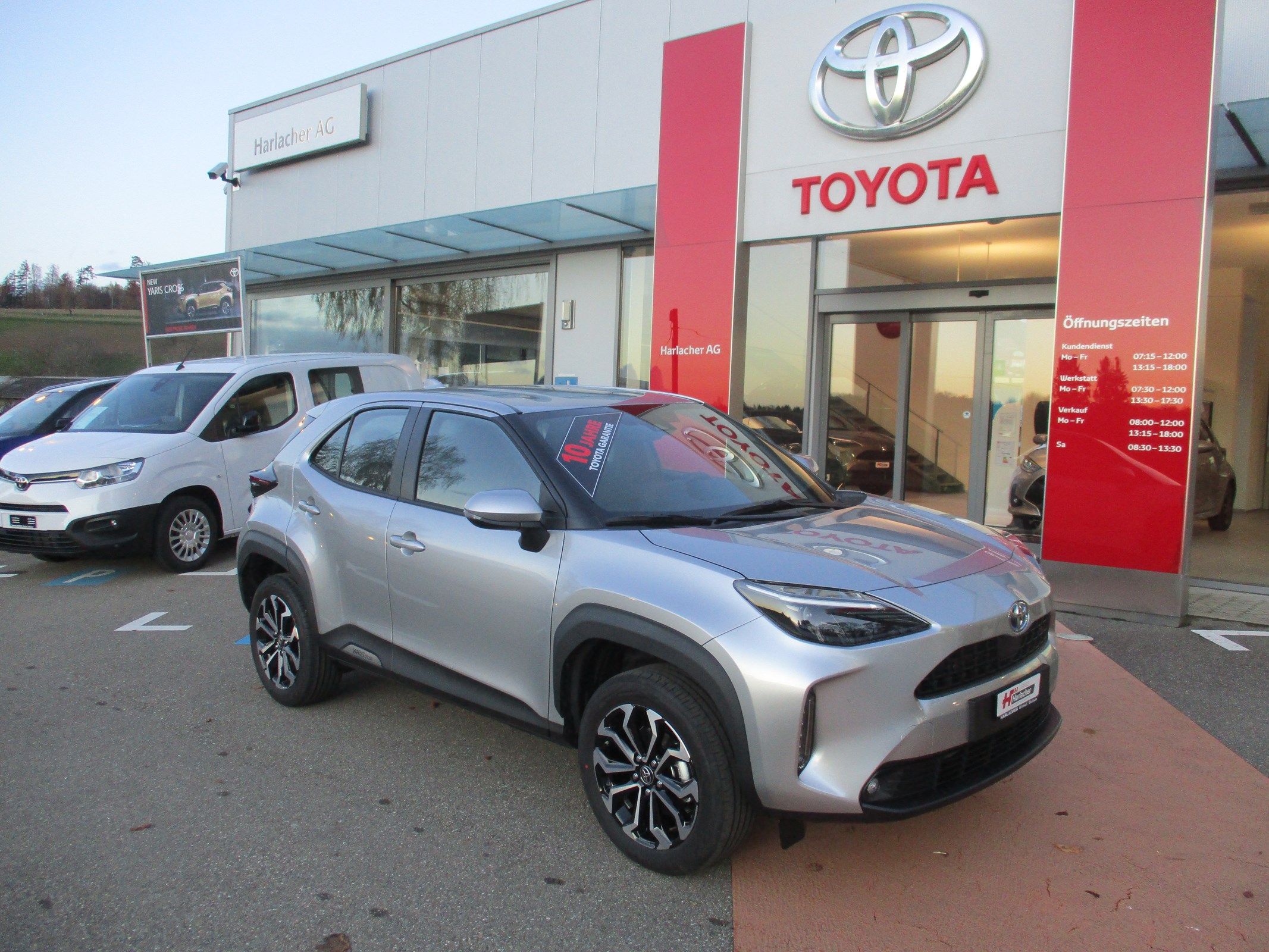 TOYOTA Yaris Cross 1.5 Trend e-CVT