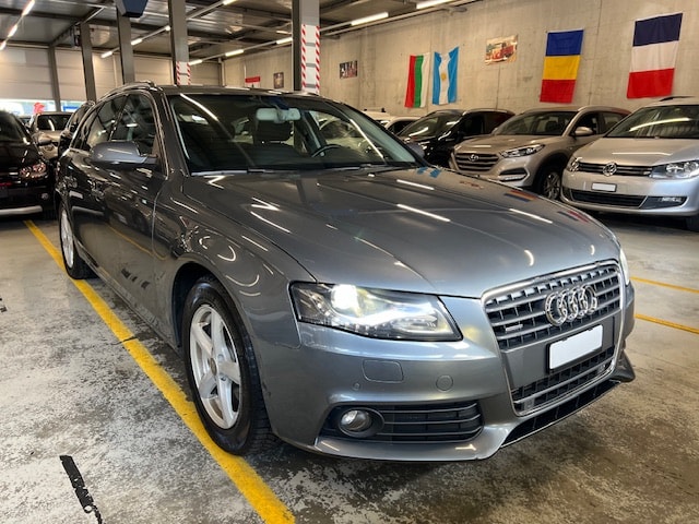 AUDI A4 Avant 2.0 TFSI quattro S-tronic