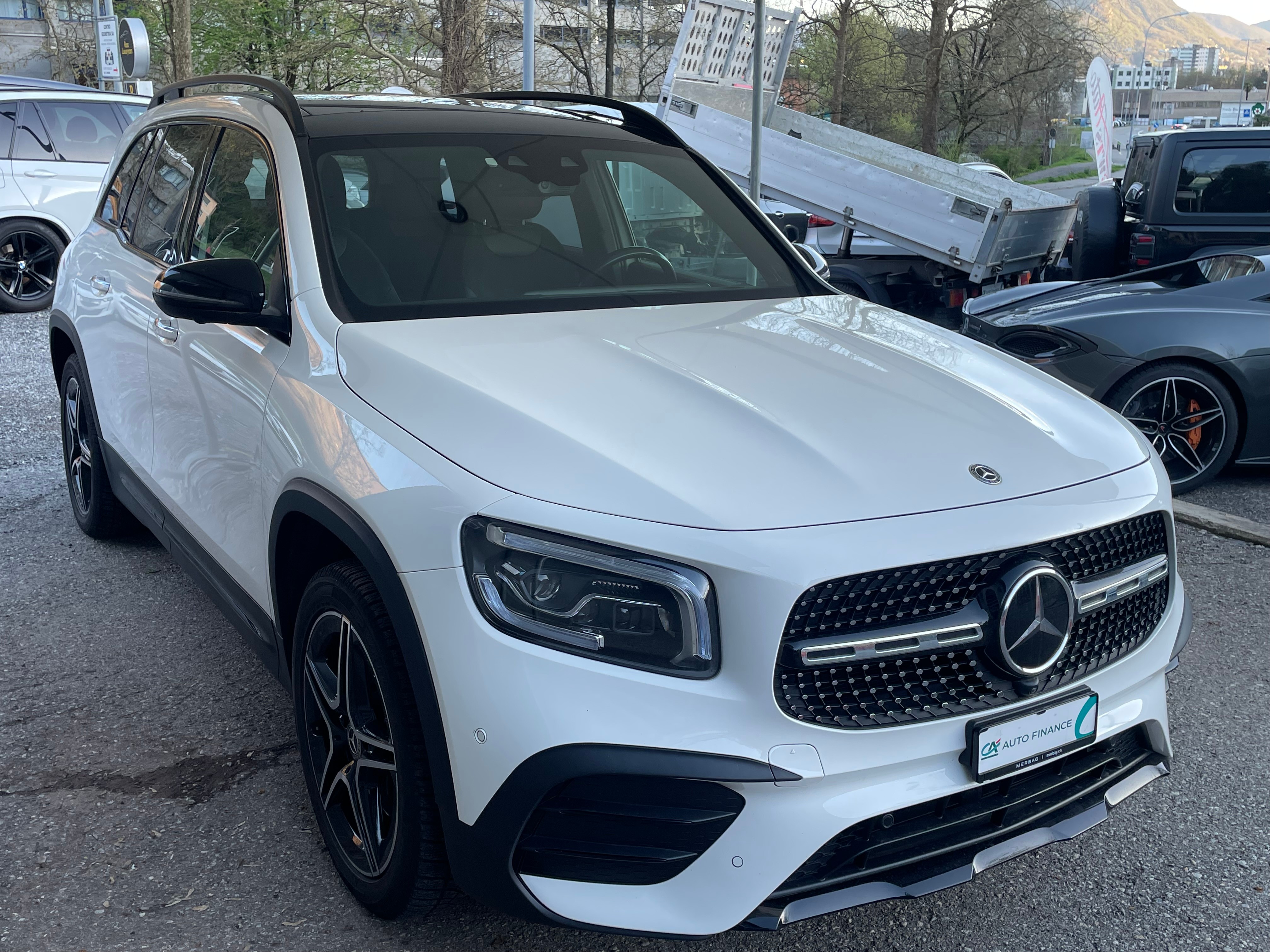 MERCEDES-BENZ GLB 220 d 4Matic AMG Line 8G-Tronic