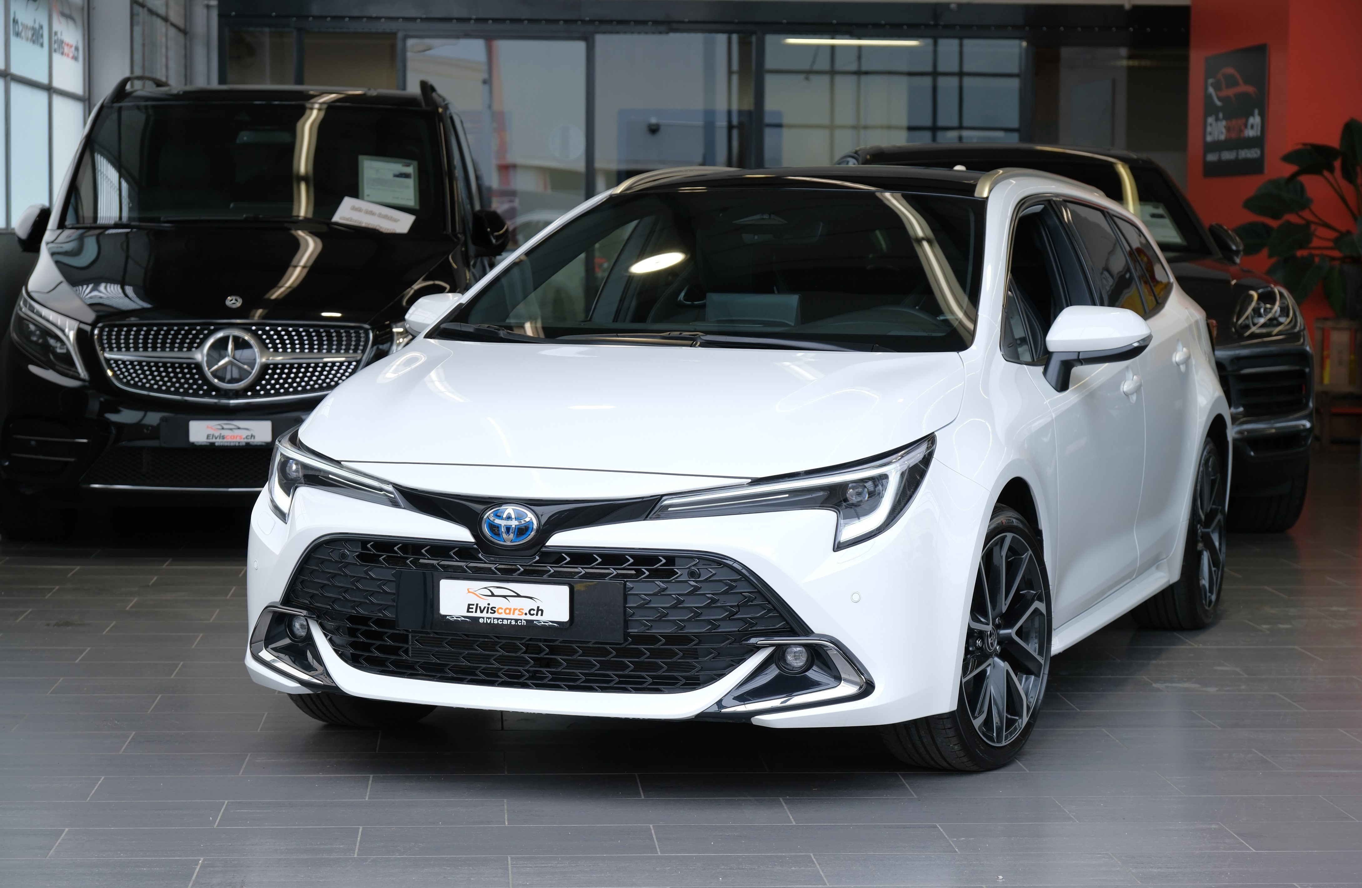 TOYOTA Corolla Touring Sports 2.0 HSD Premium e-CVT