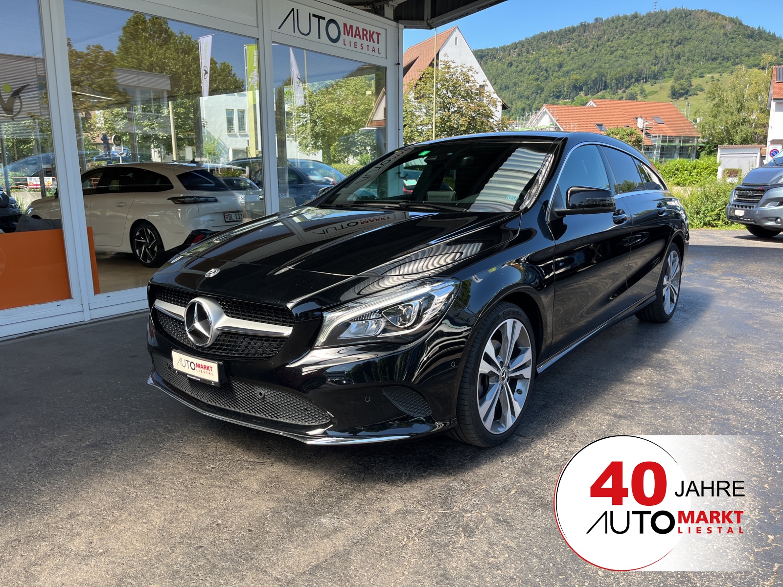 MERCEDES-BENZ CLA Shooting Brake 180 Urban 7G-DCT