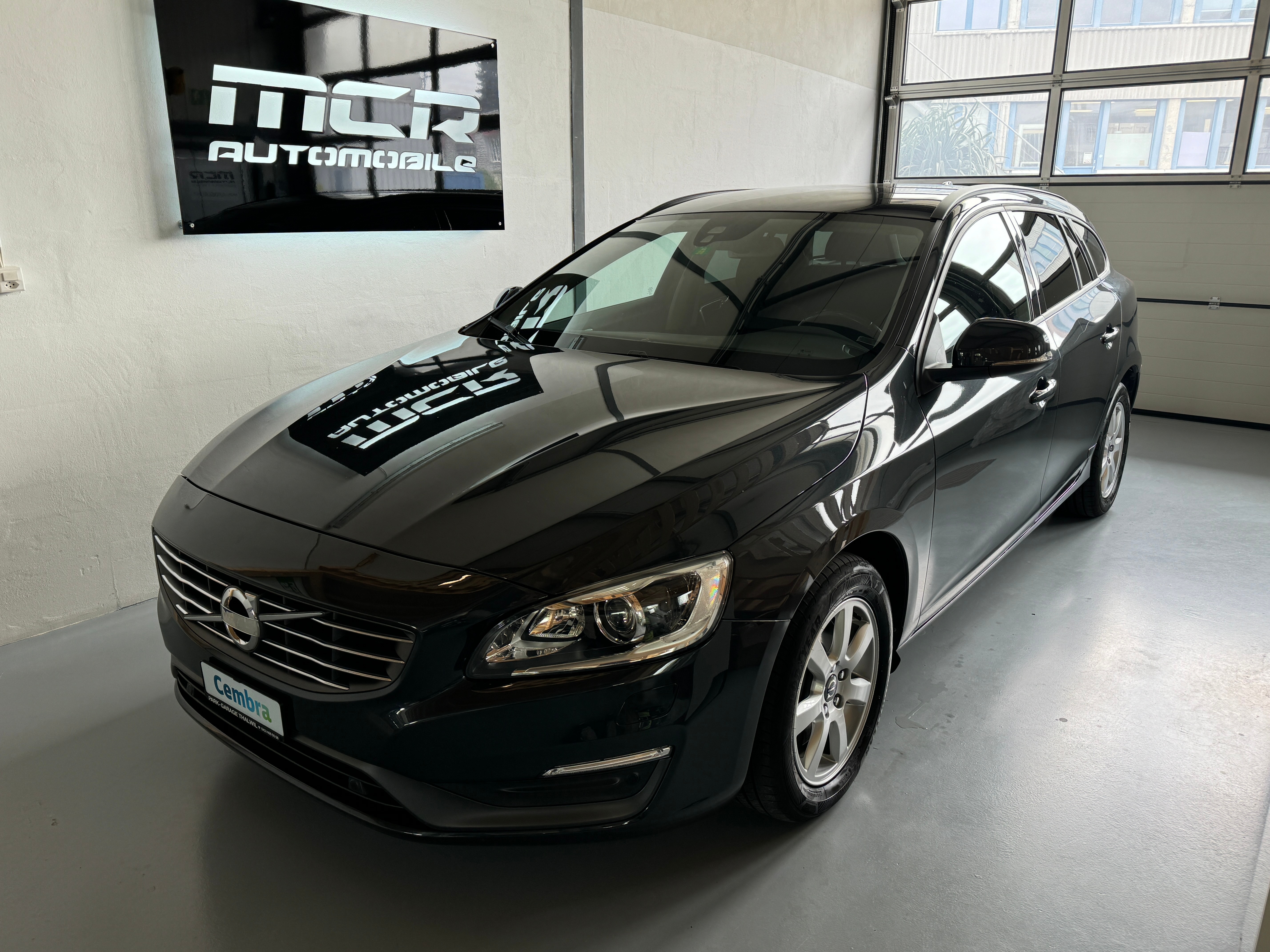 VOLVO V60 D4 AWD Family Edition Geartronic