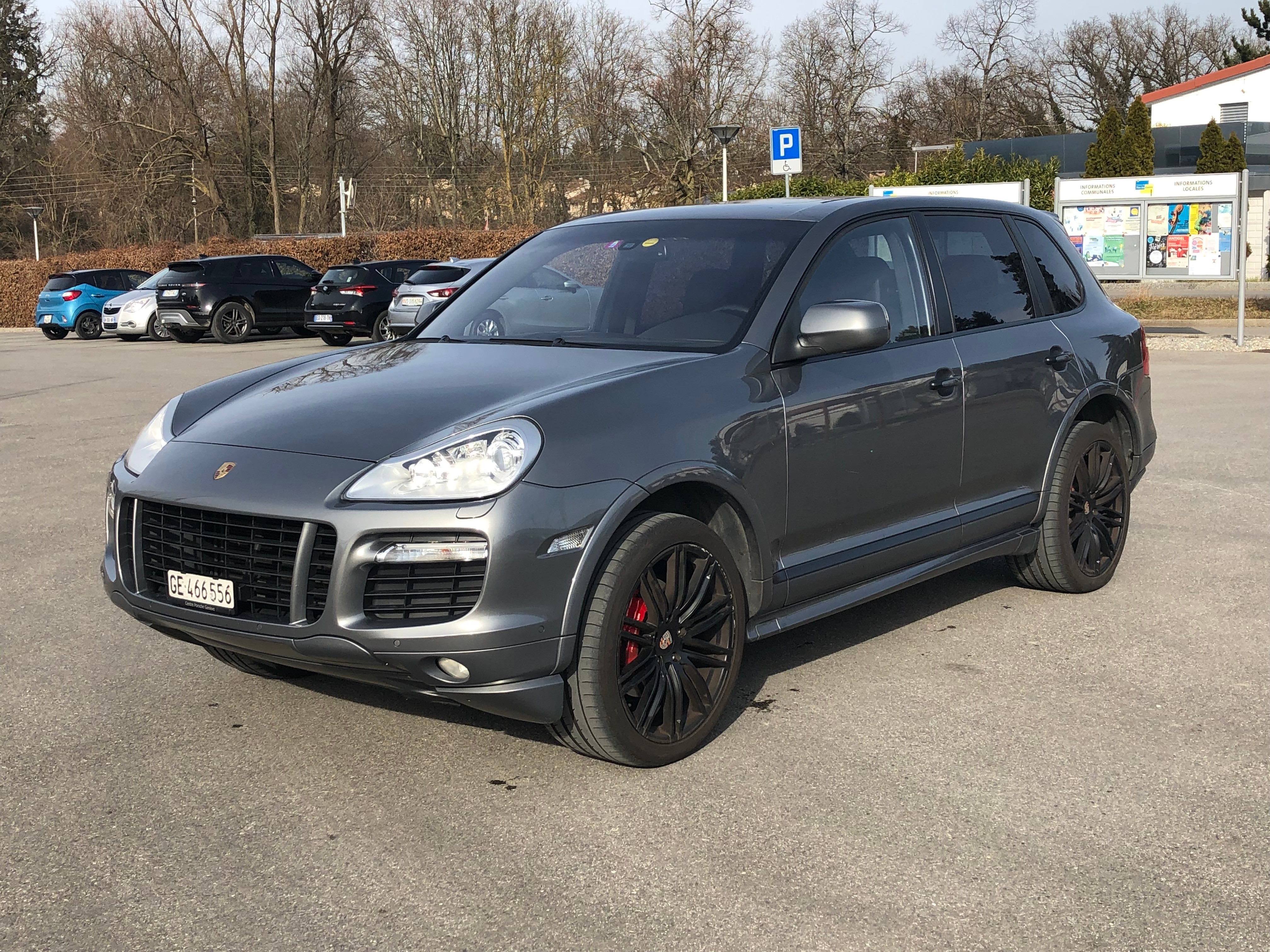 PORSCHE Cayenne GTS Tiptronic