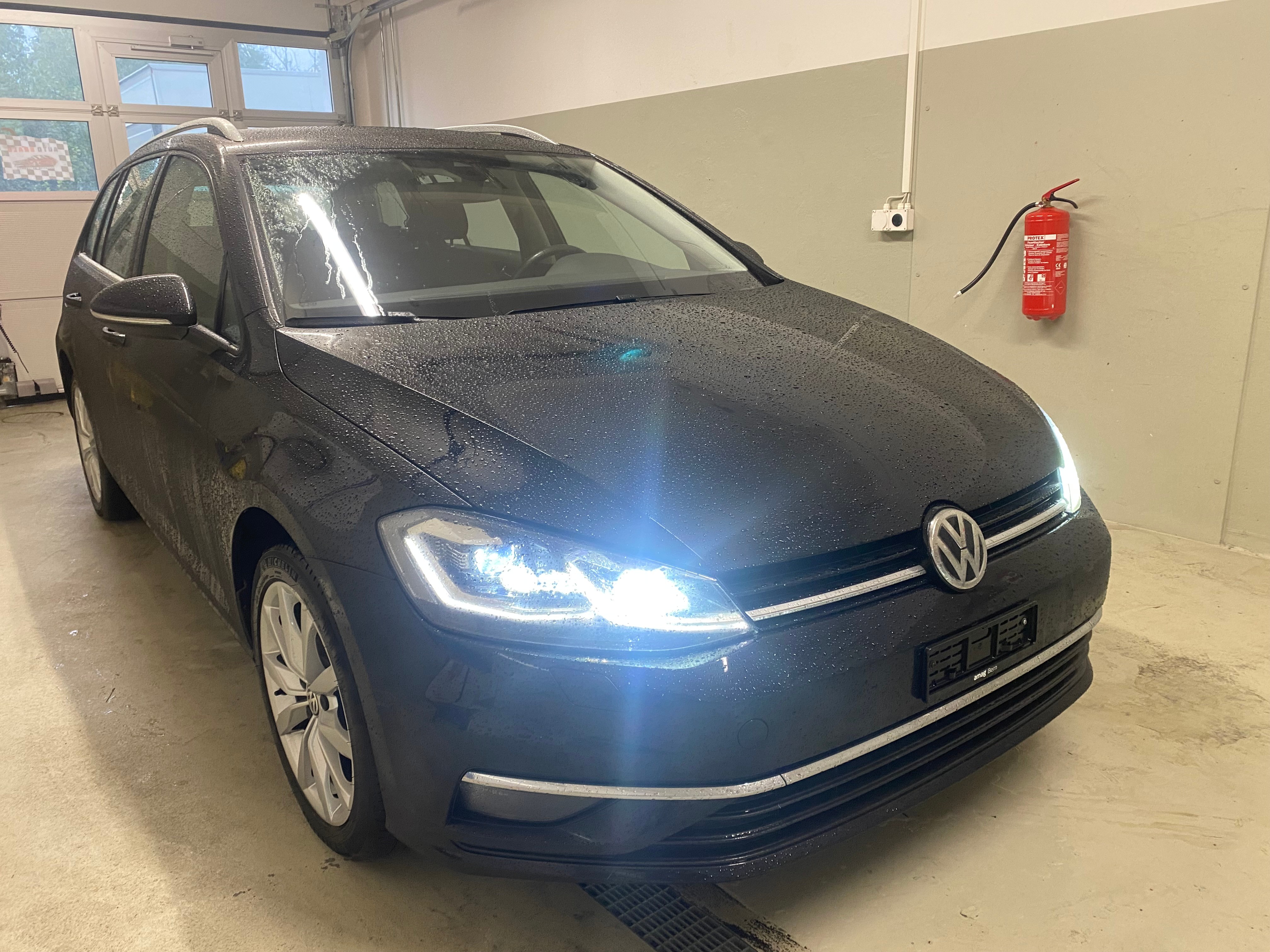 VW Golf Variant 2.0 TDI Highline 4Motion DSG