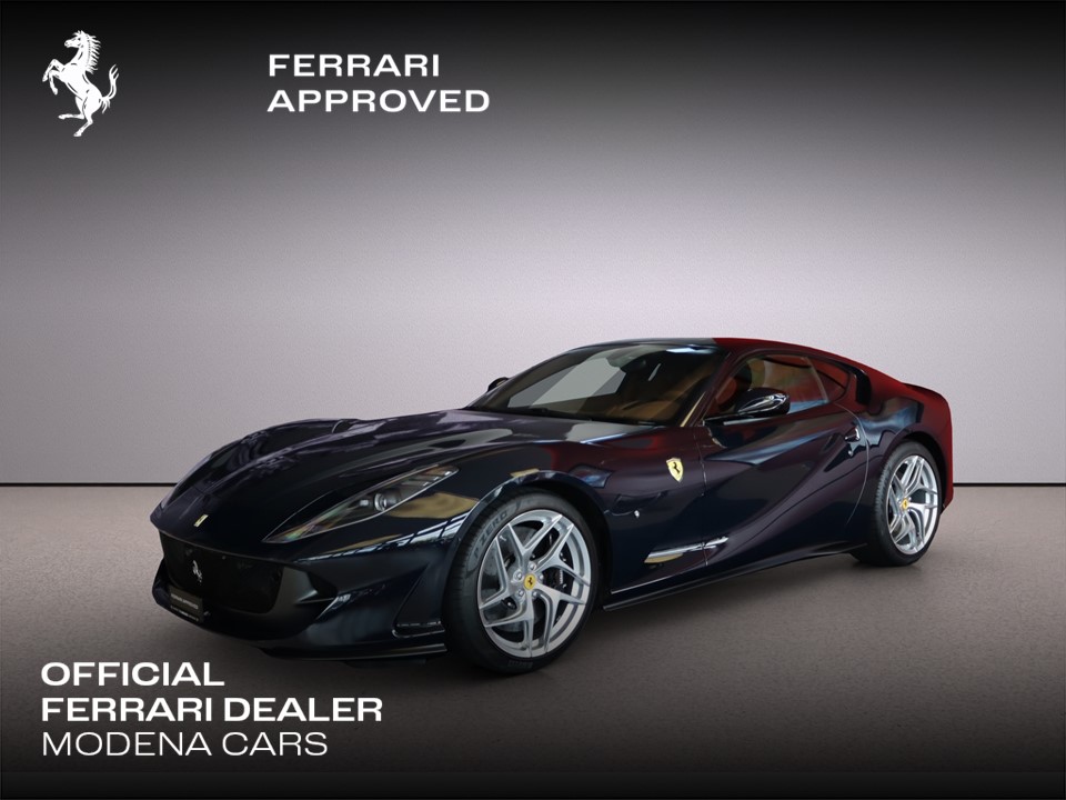 FERRARI 812 Superfast