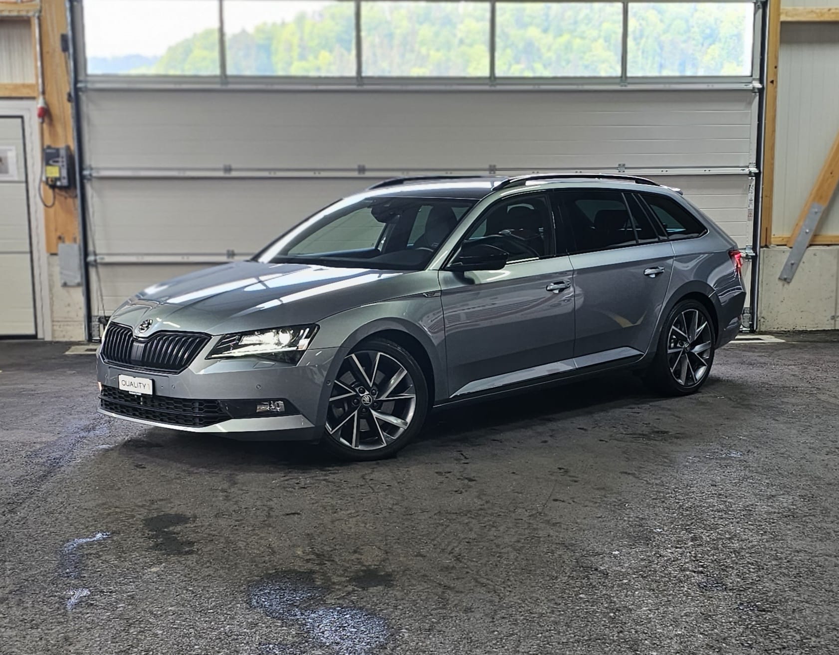 SKODA Superb Combi 2.0 TSI SportLine+ DSG 4x4