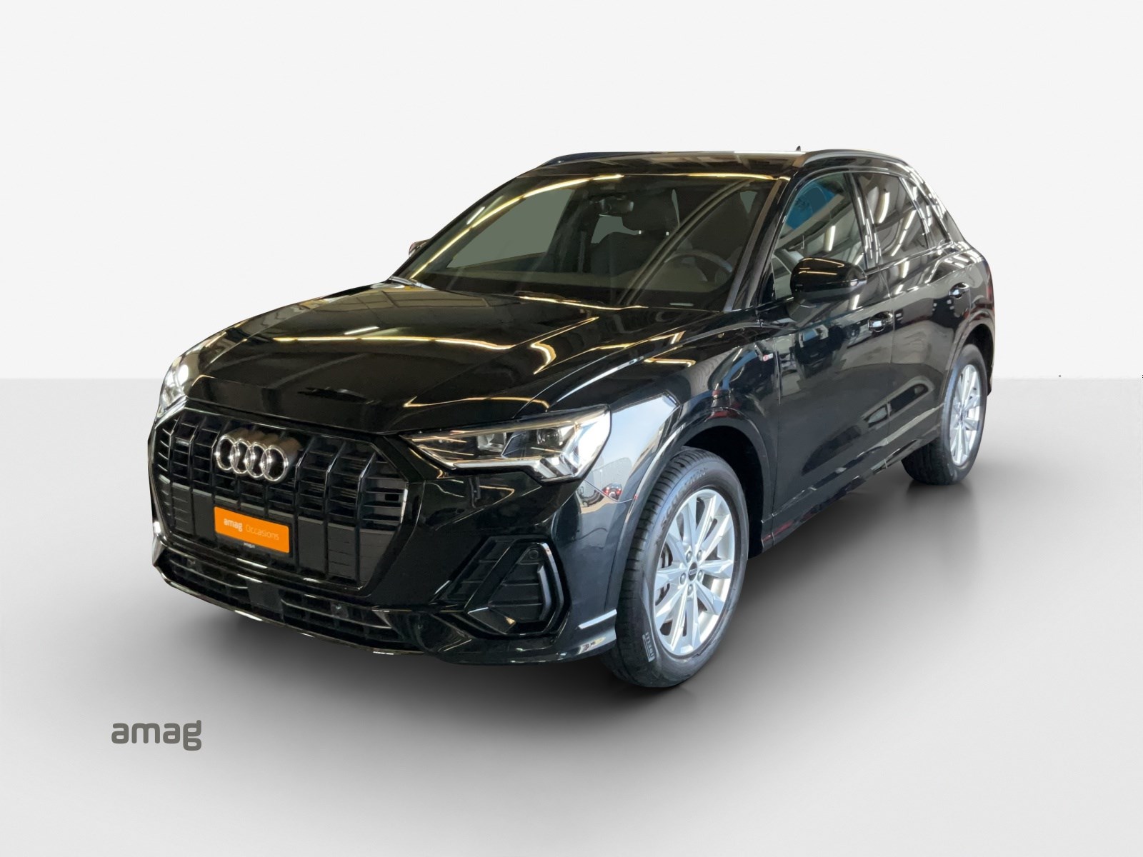 AUDI Q3 40 TDI S line quattro S-tronic