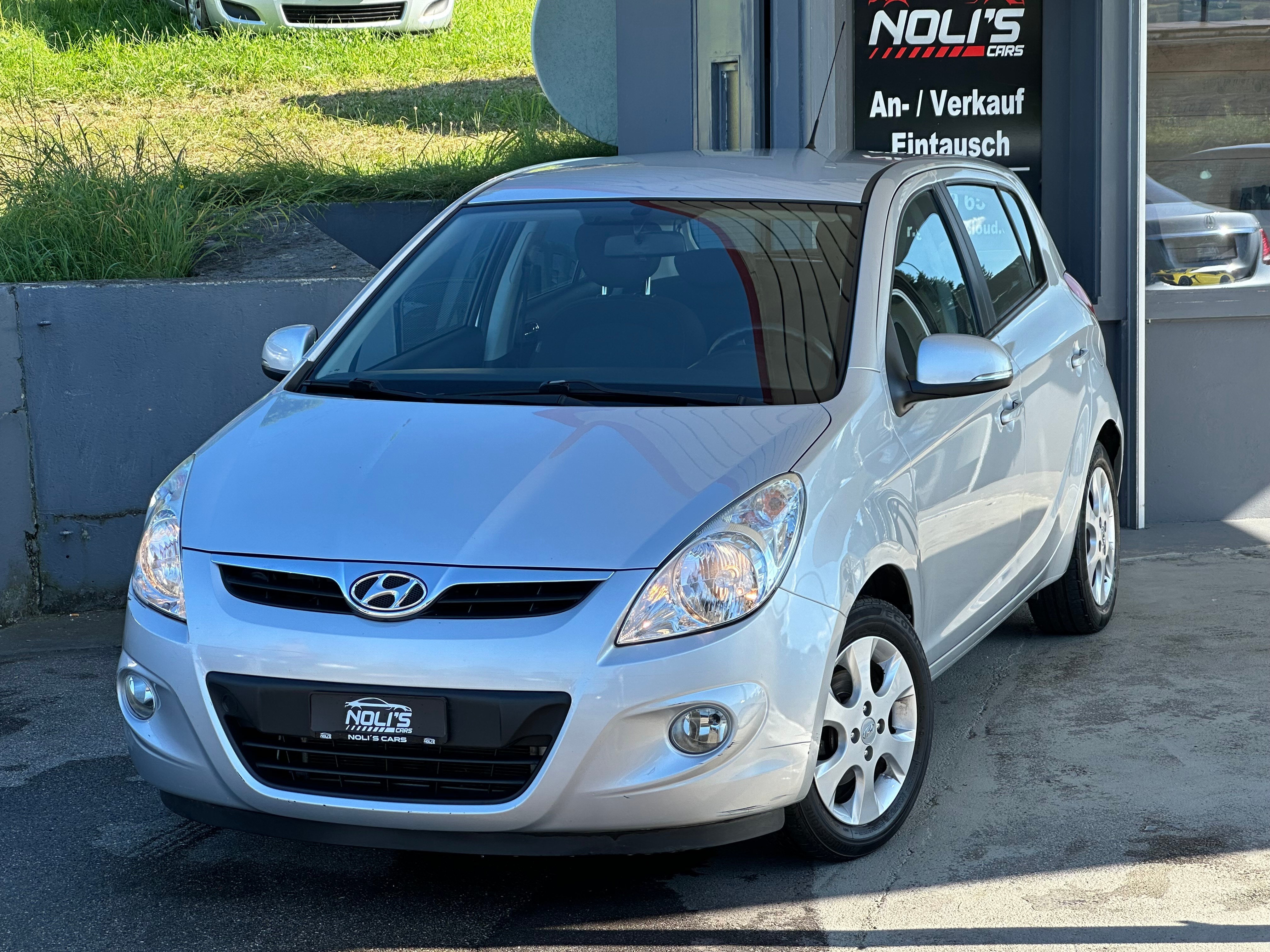 HYUNDAI i20 1.4 Style Automatic