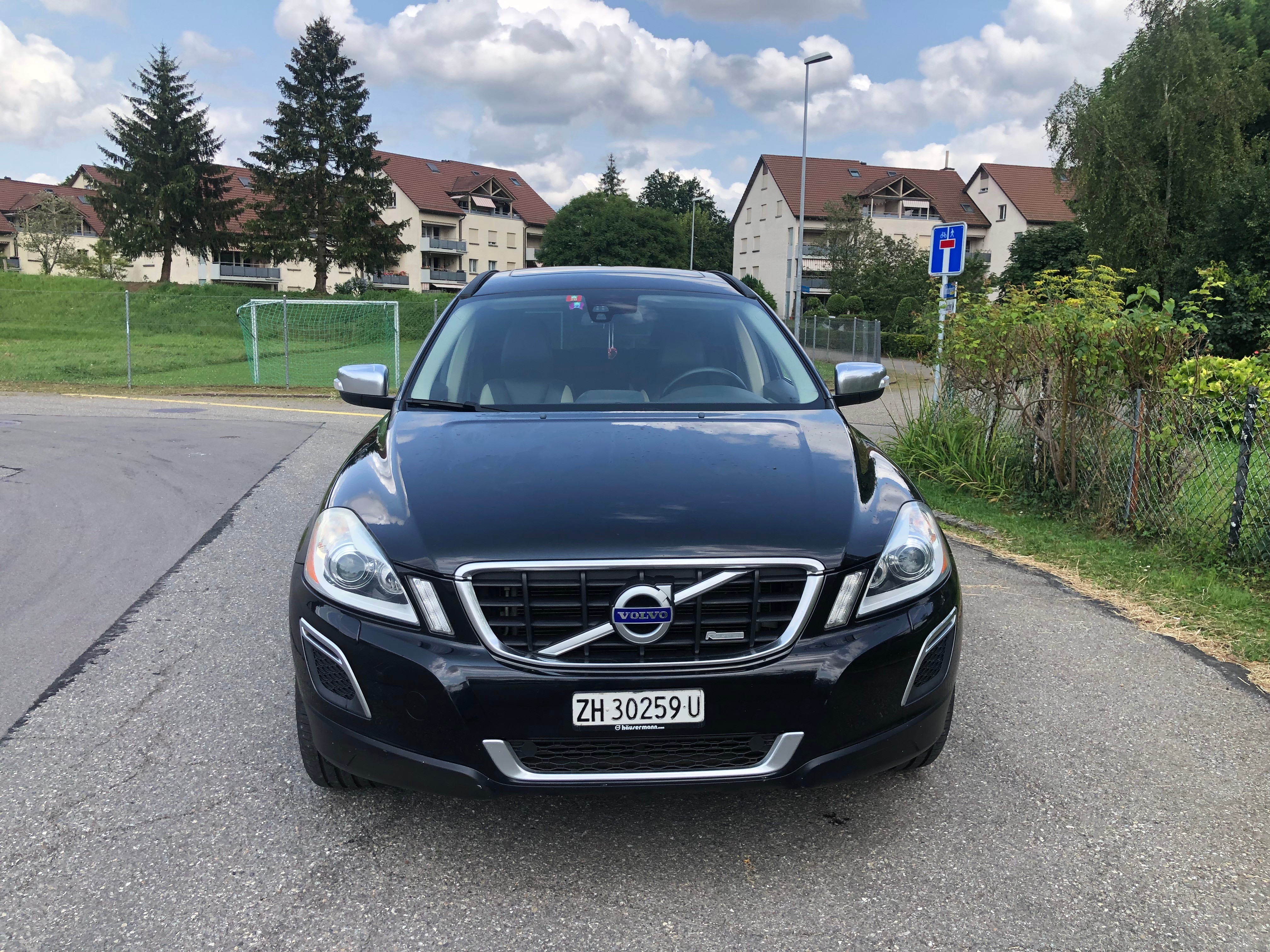 VOLVO XC60 DRIVe Kinetic