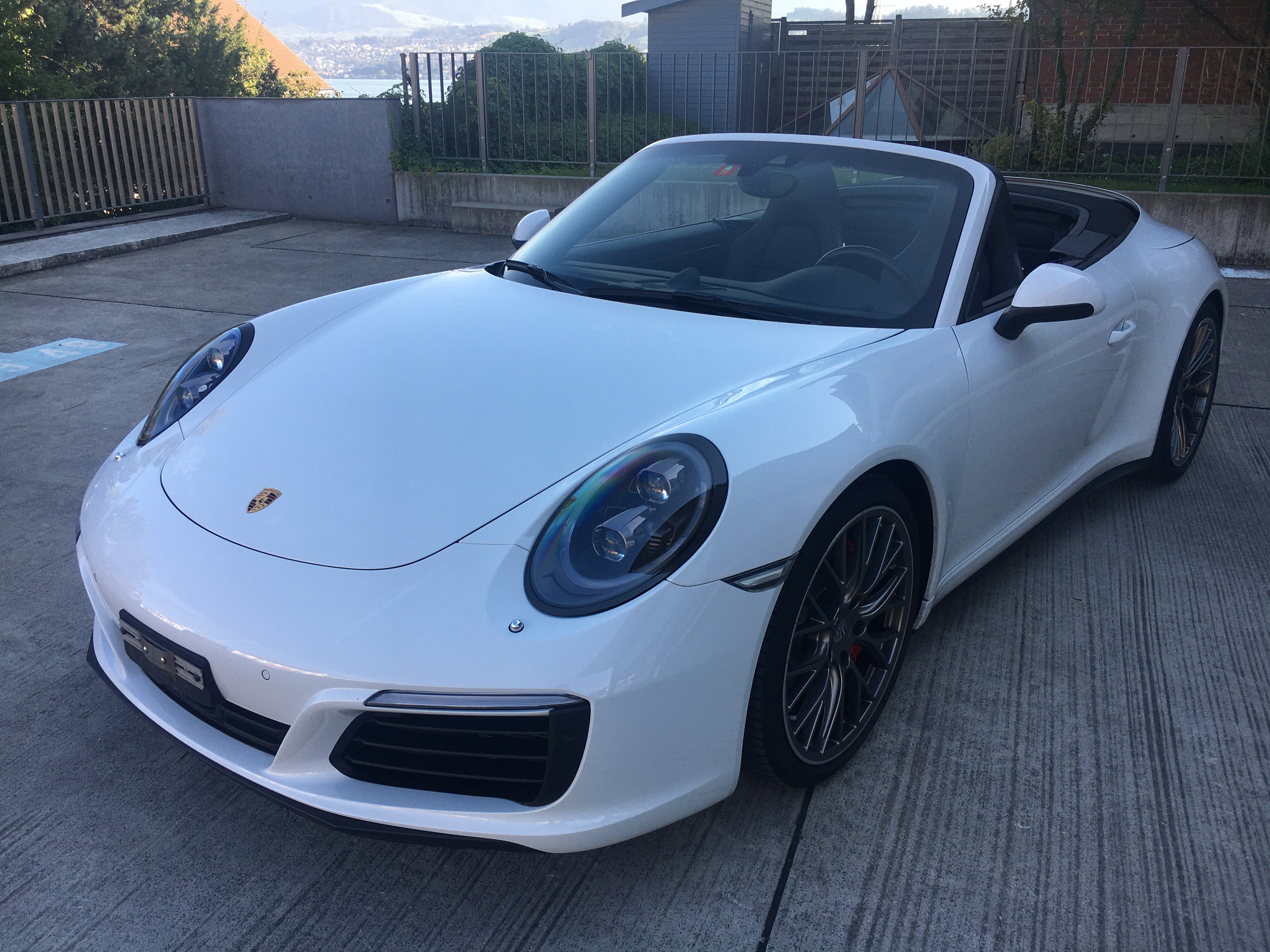 PORSCHE 911 Carrera 4S Cabrio PDK (Inserat noch 4 Tg gültig)