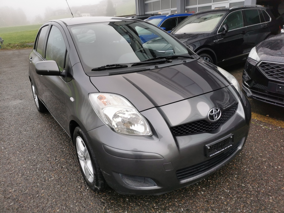 TOYOTA Yaris 1.33 Linea Luna Multimode