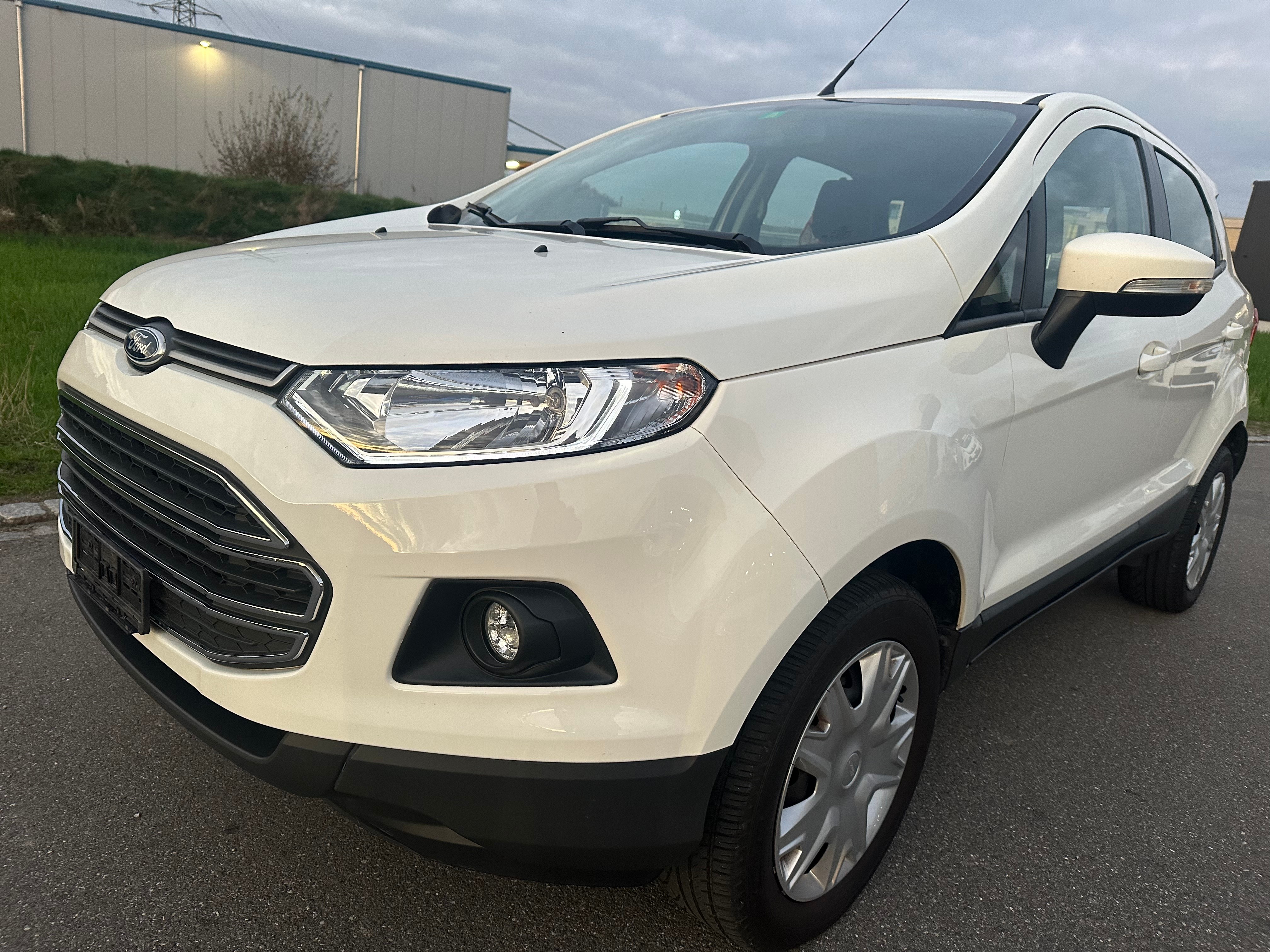 FORD EcoSport 1.5 Trend PowerShift