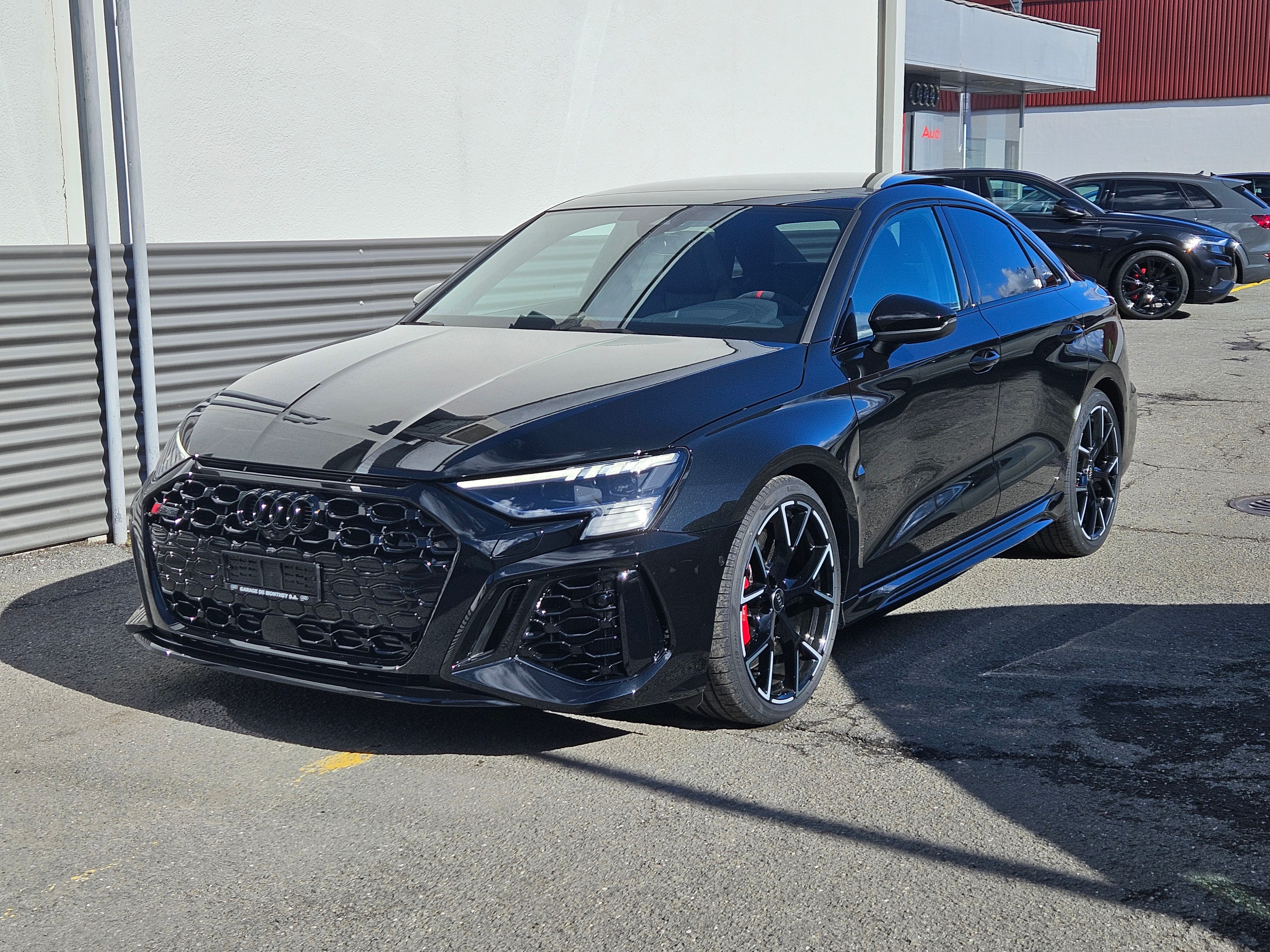 AUDI RS3 Limousine 2.5 TSI quattro S-tronic