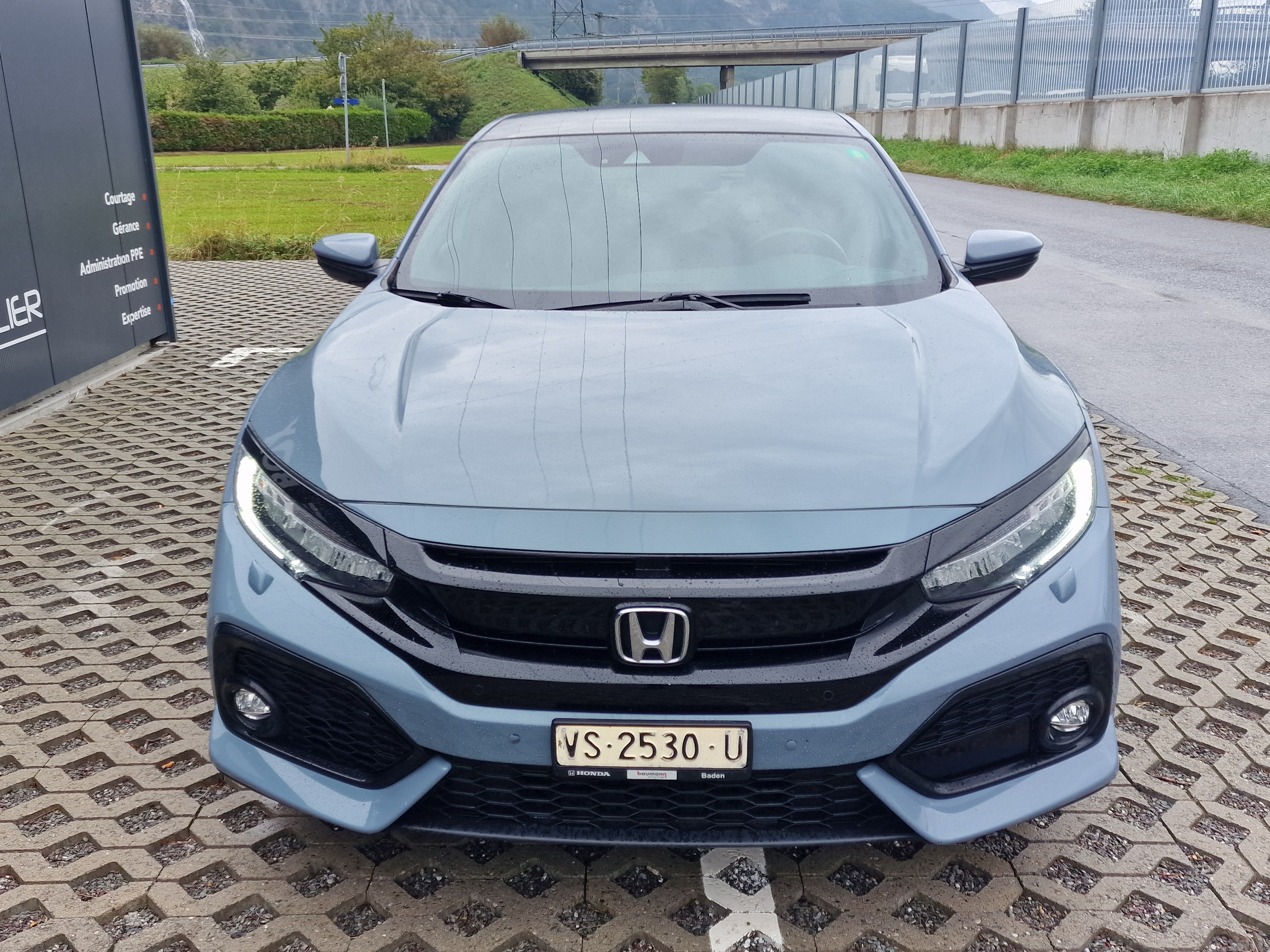 HONDA Civic 1.0 VTEC Executive CVT