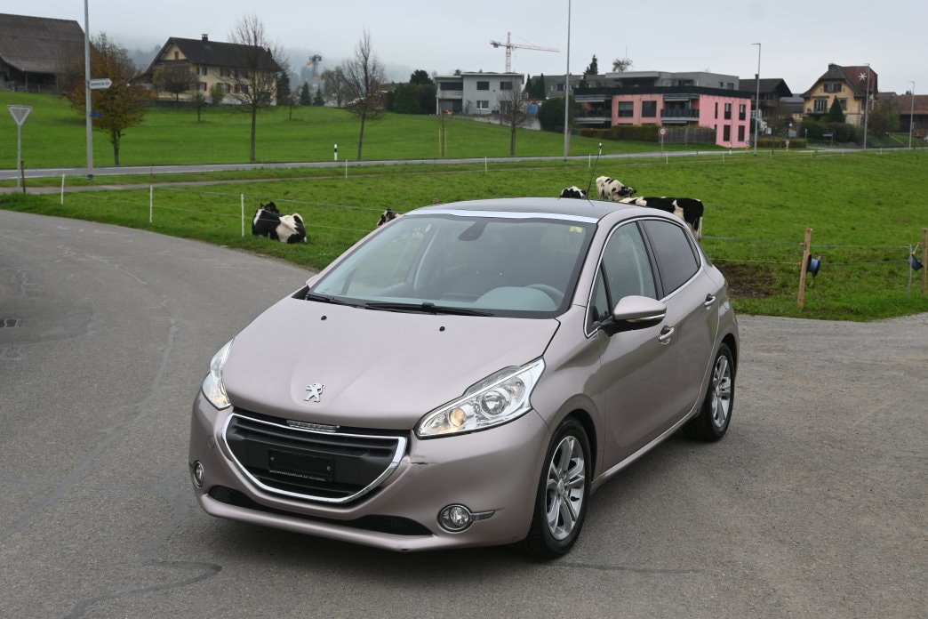 PEUGEOT 208 1.6 VTI Allure