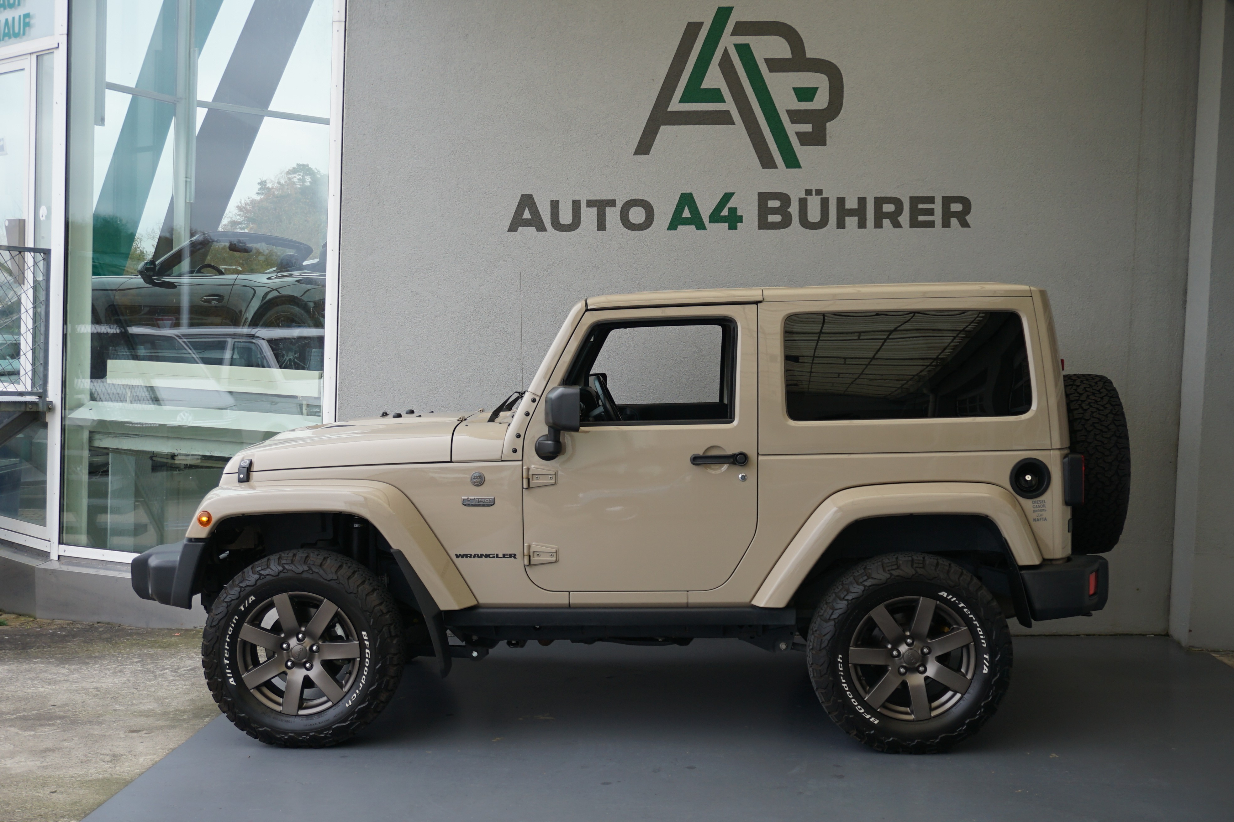 JEEP Wrangler 2.8CRD Sahara X