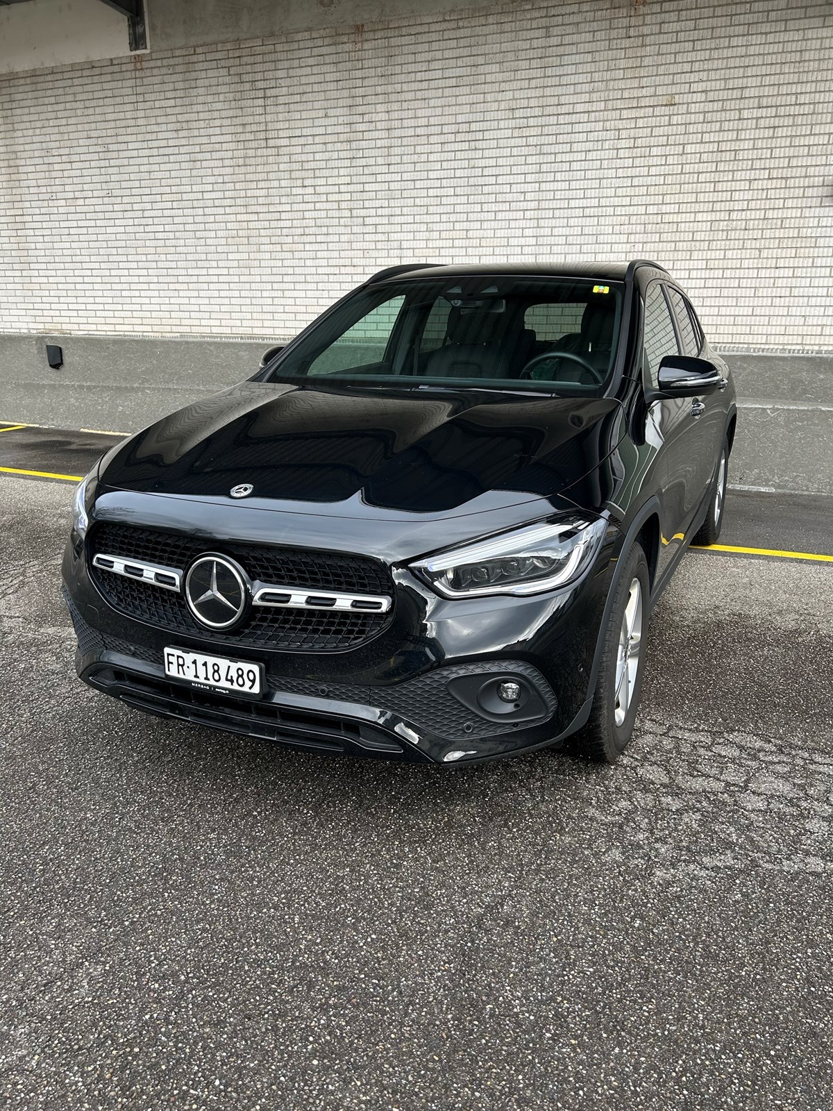 MERCEDES-BENZ GLA 250e Progressive 8G-DCT