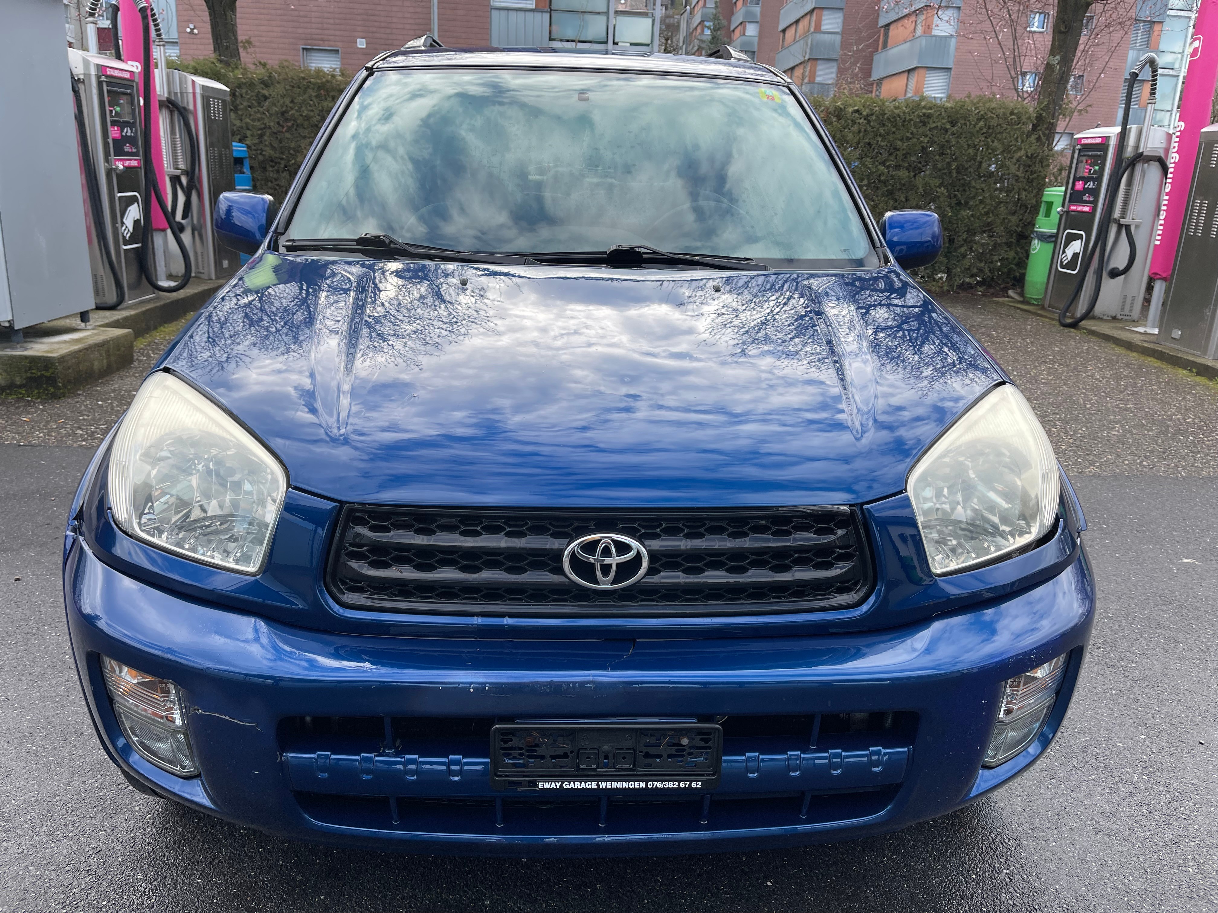 TOYOTA RAV-4