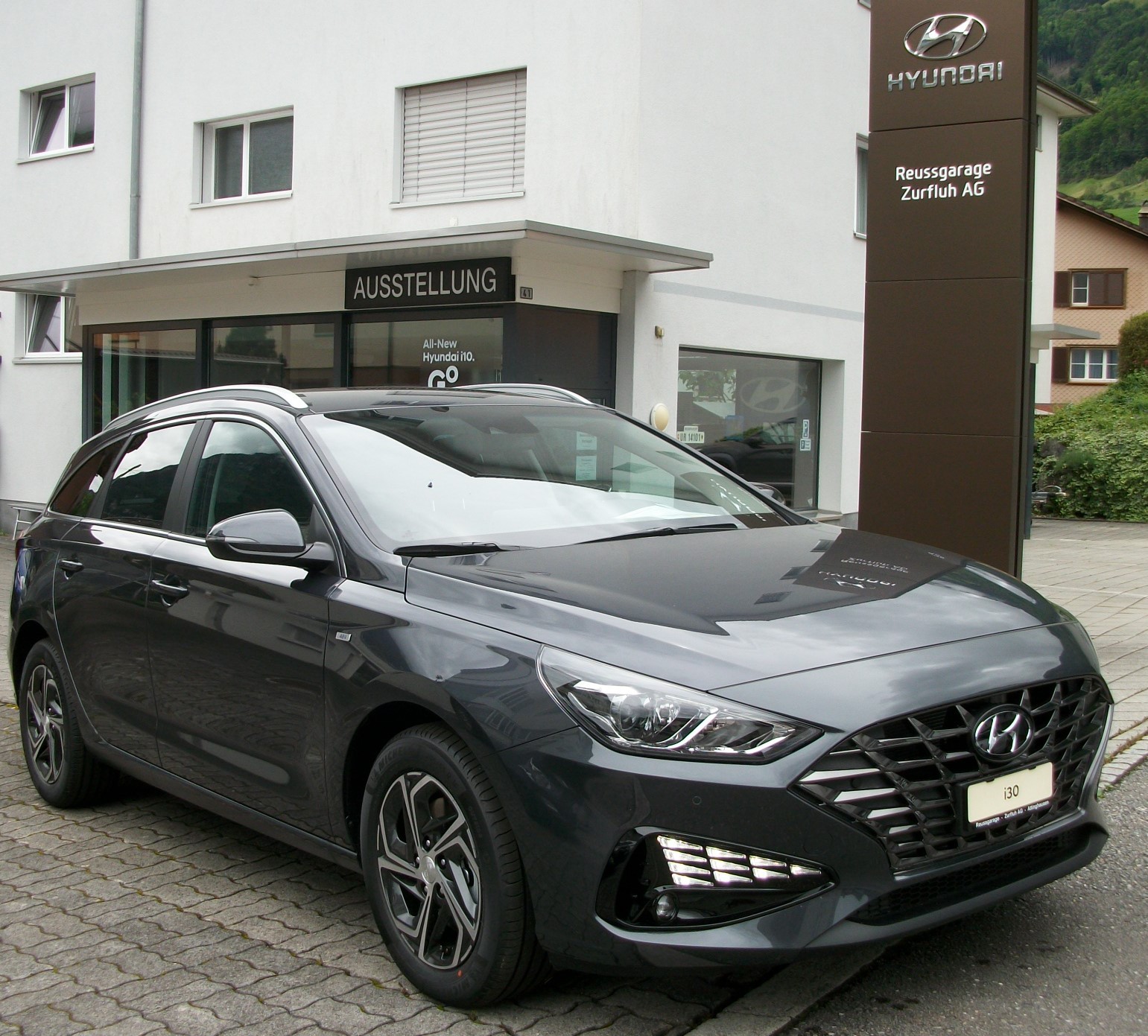 HYUNDAI i30 Wagon 1.5 T-GDi Amplia 48V MH DCT