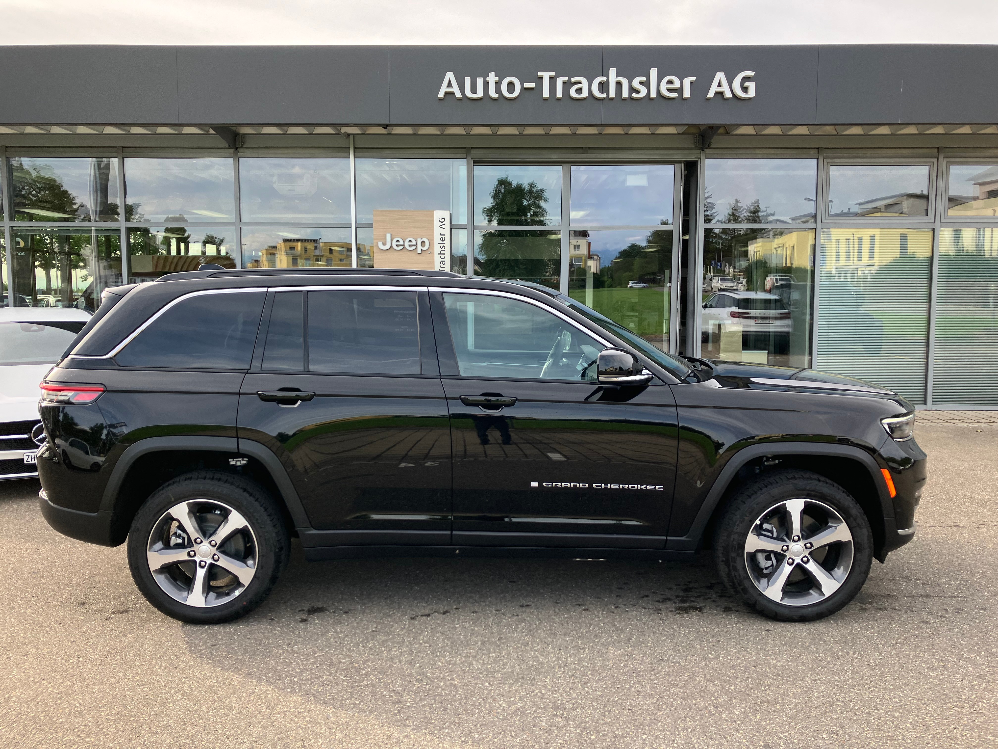 JEEP Grand Cherokee 2.0 Plug-in-Hybrid Limited Pack Sky 4xe