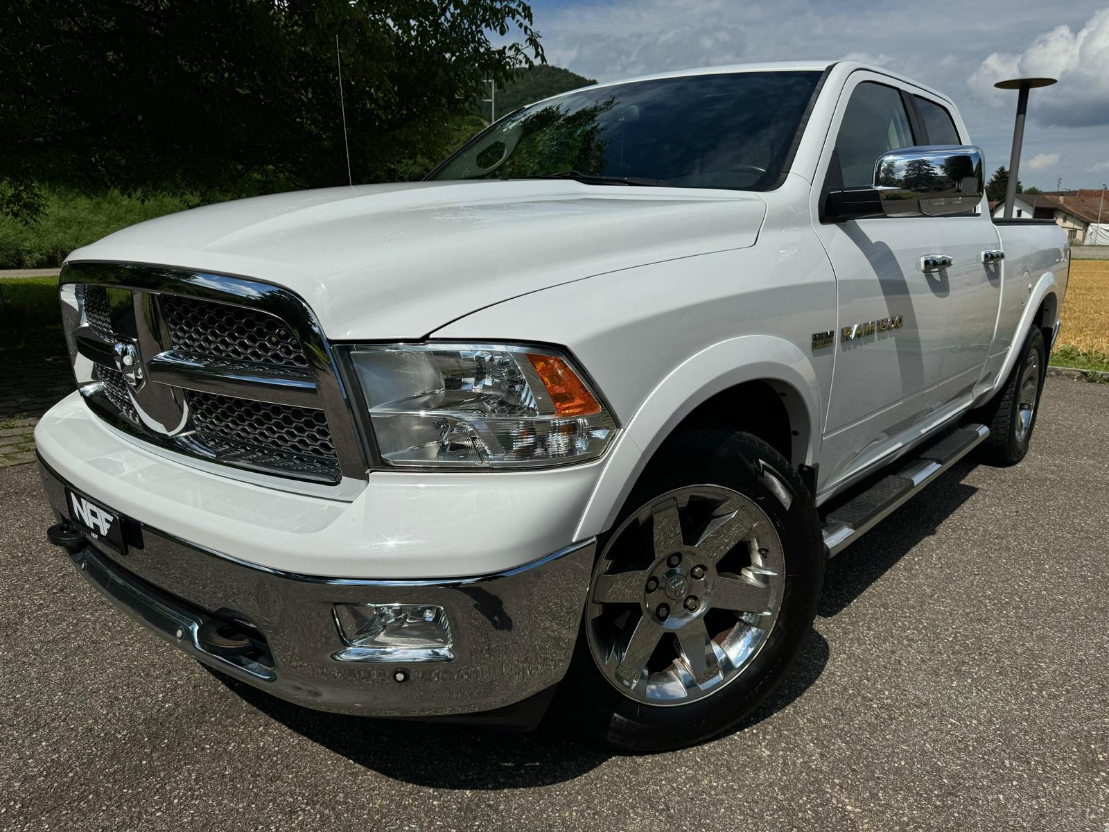 DODGE RAM 1500 5.7 V8 LARAMIE