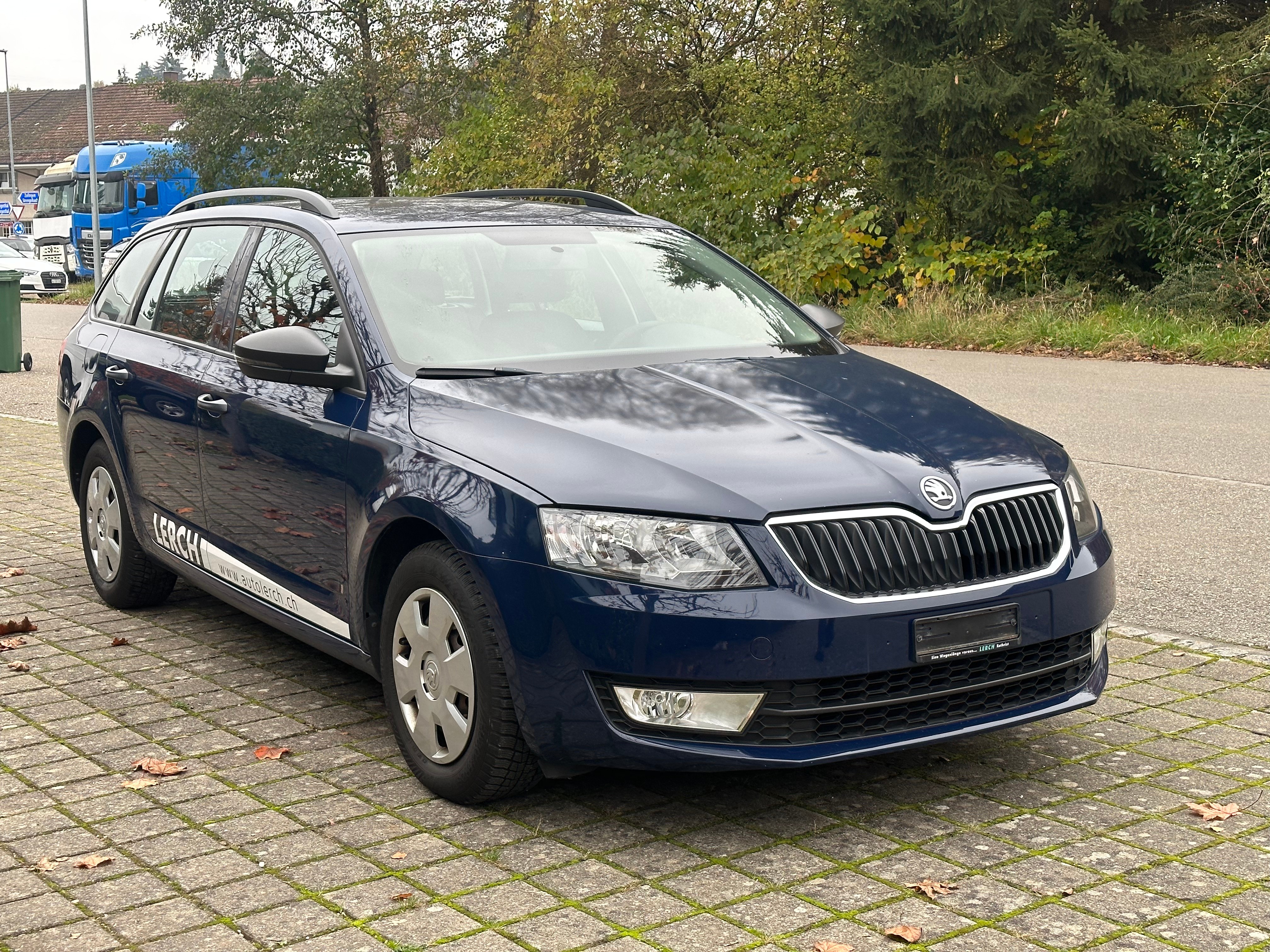 SKODA Octavia Combi 1.6 TDI Fresh