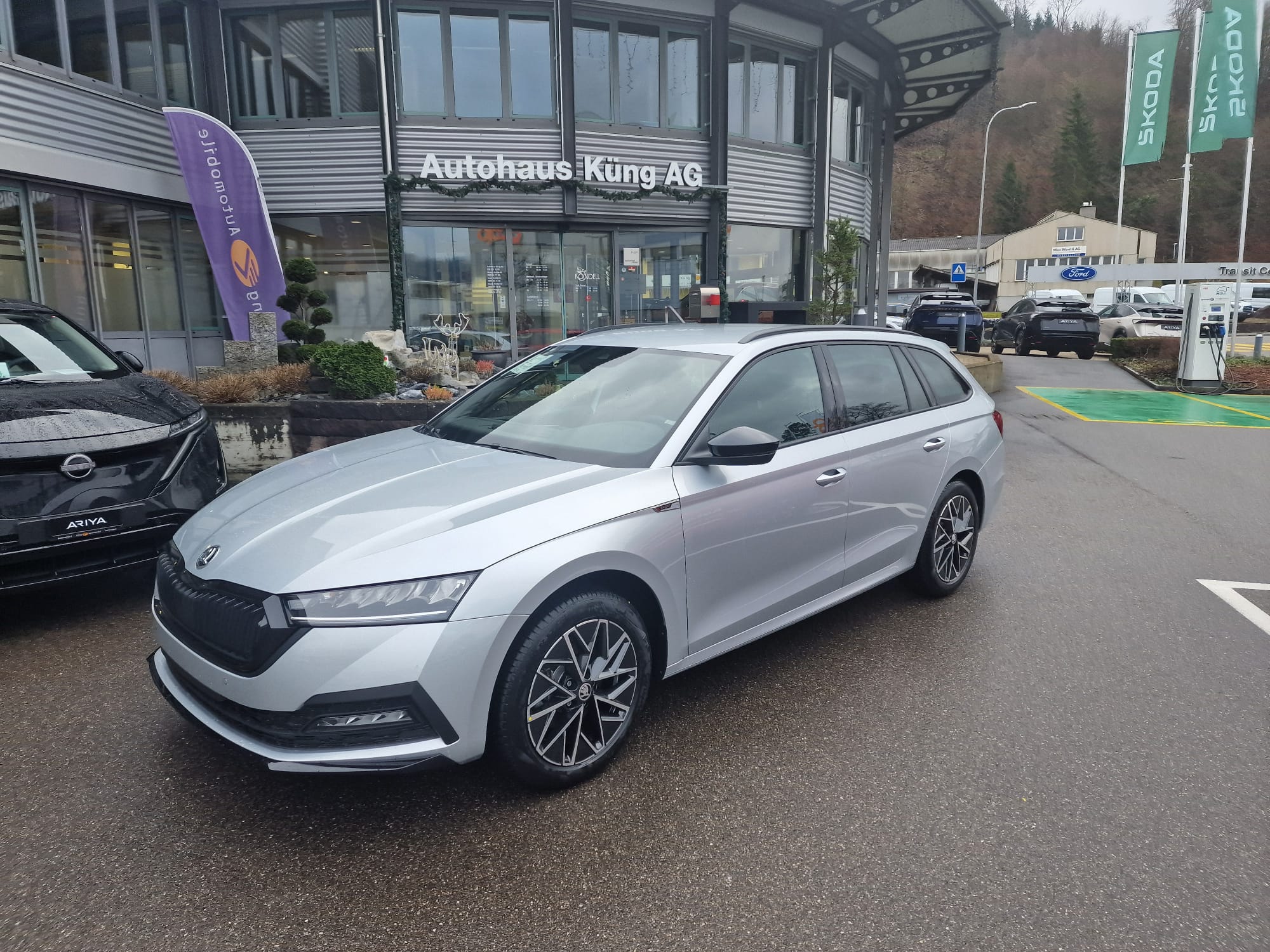 SKODA Octavia Combi 2.0 TSI SportLine DSG 4x4