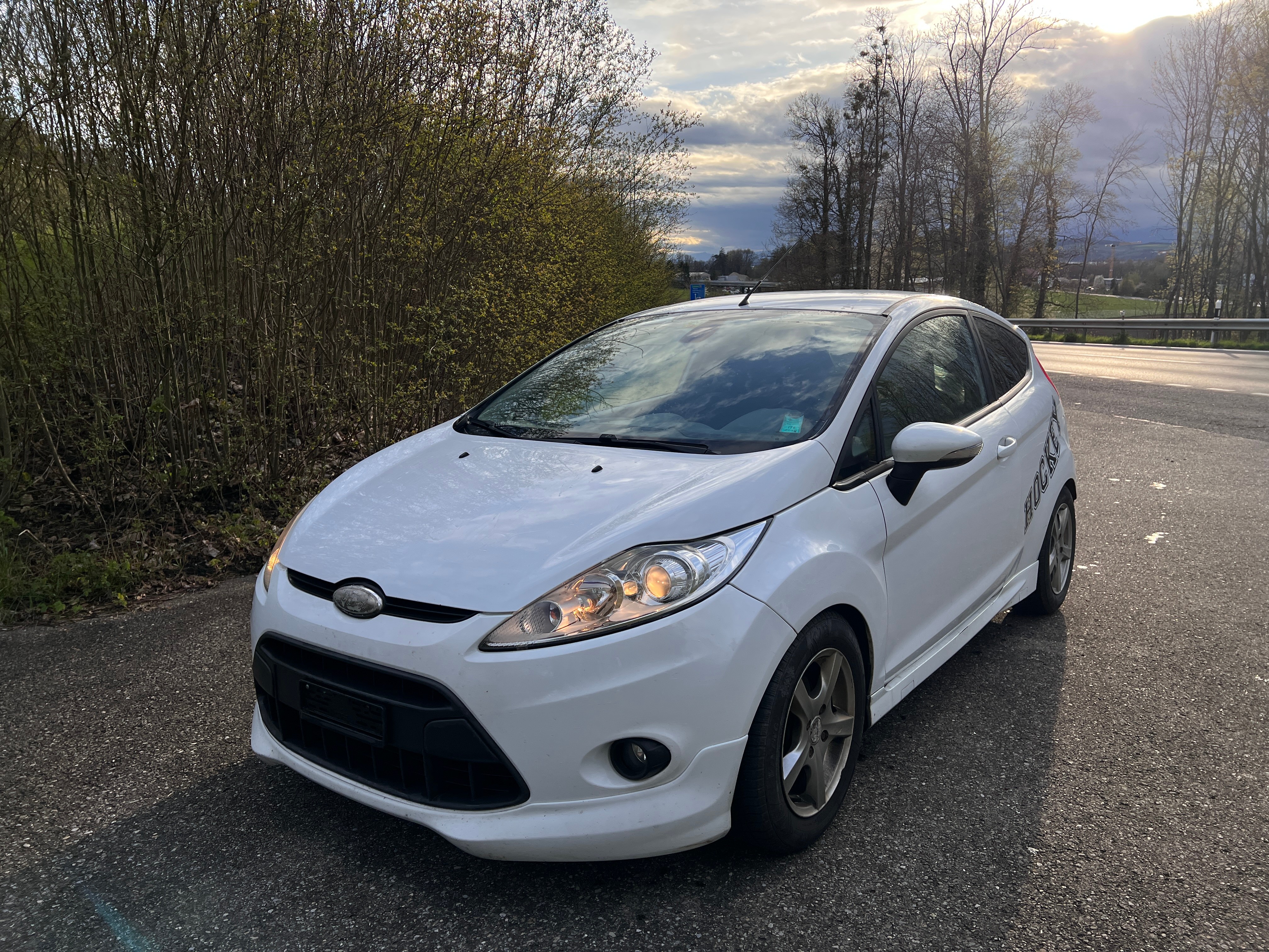 FORD Fiesta 1.6 16V Sport